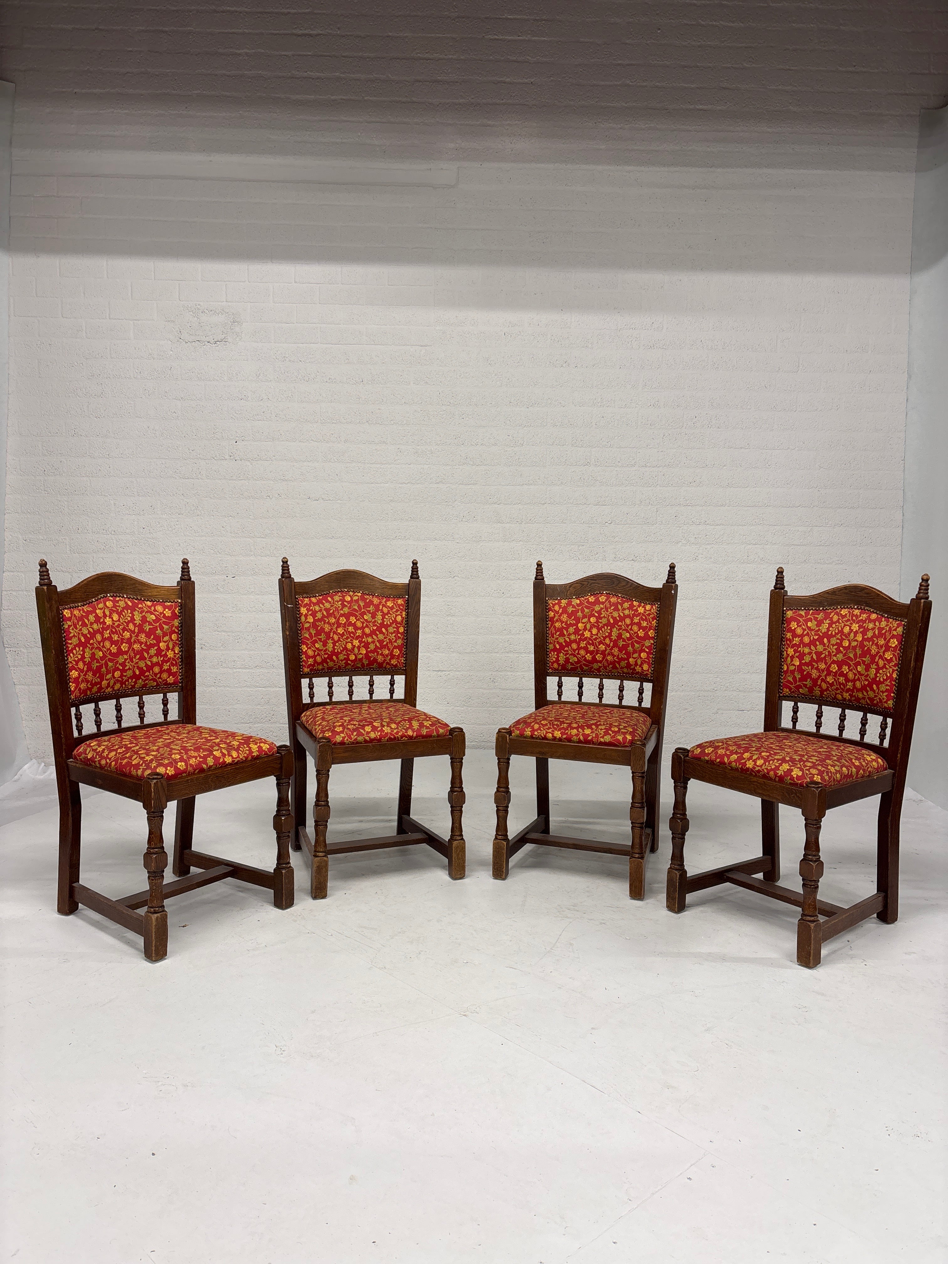 Eetkamerstoelen set 4