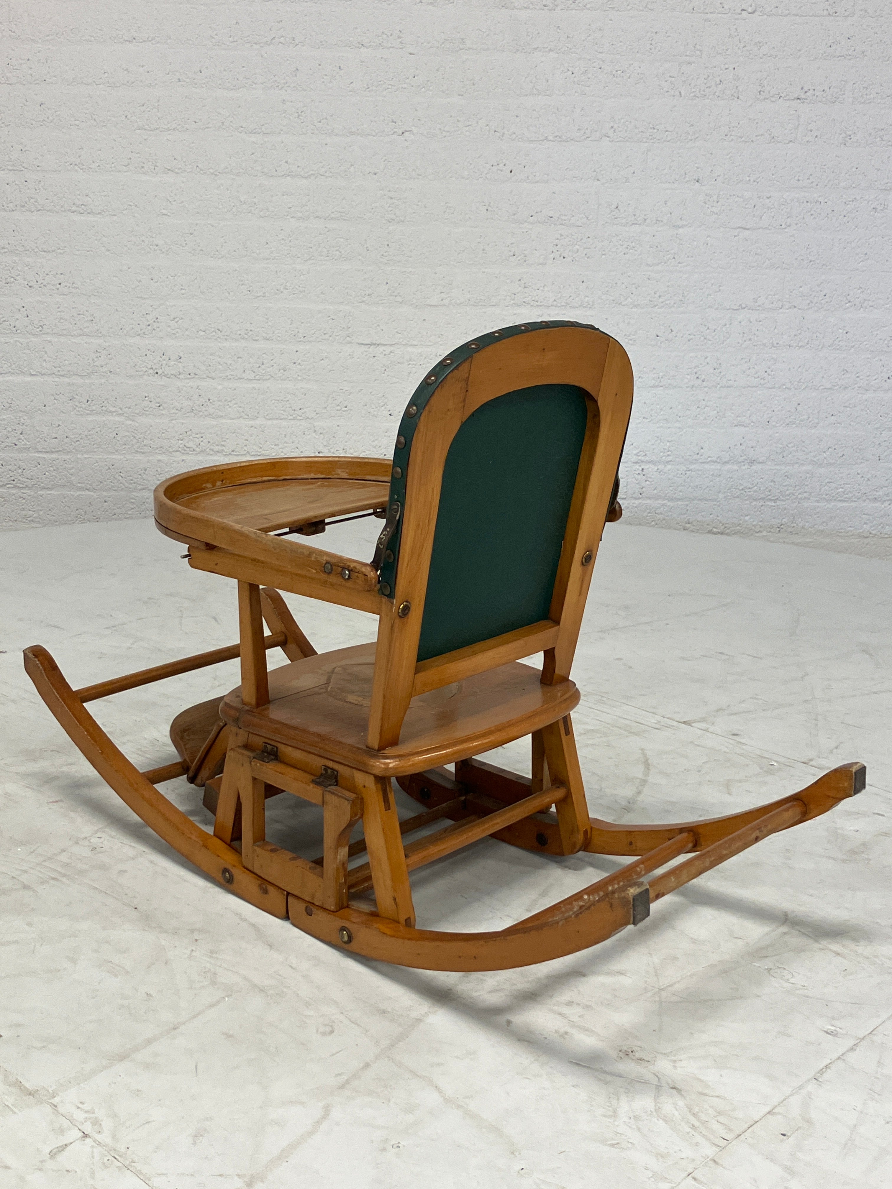 Kinderstoel schommelstoel