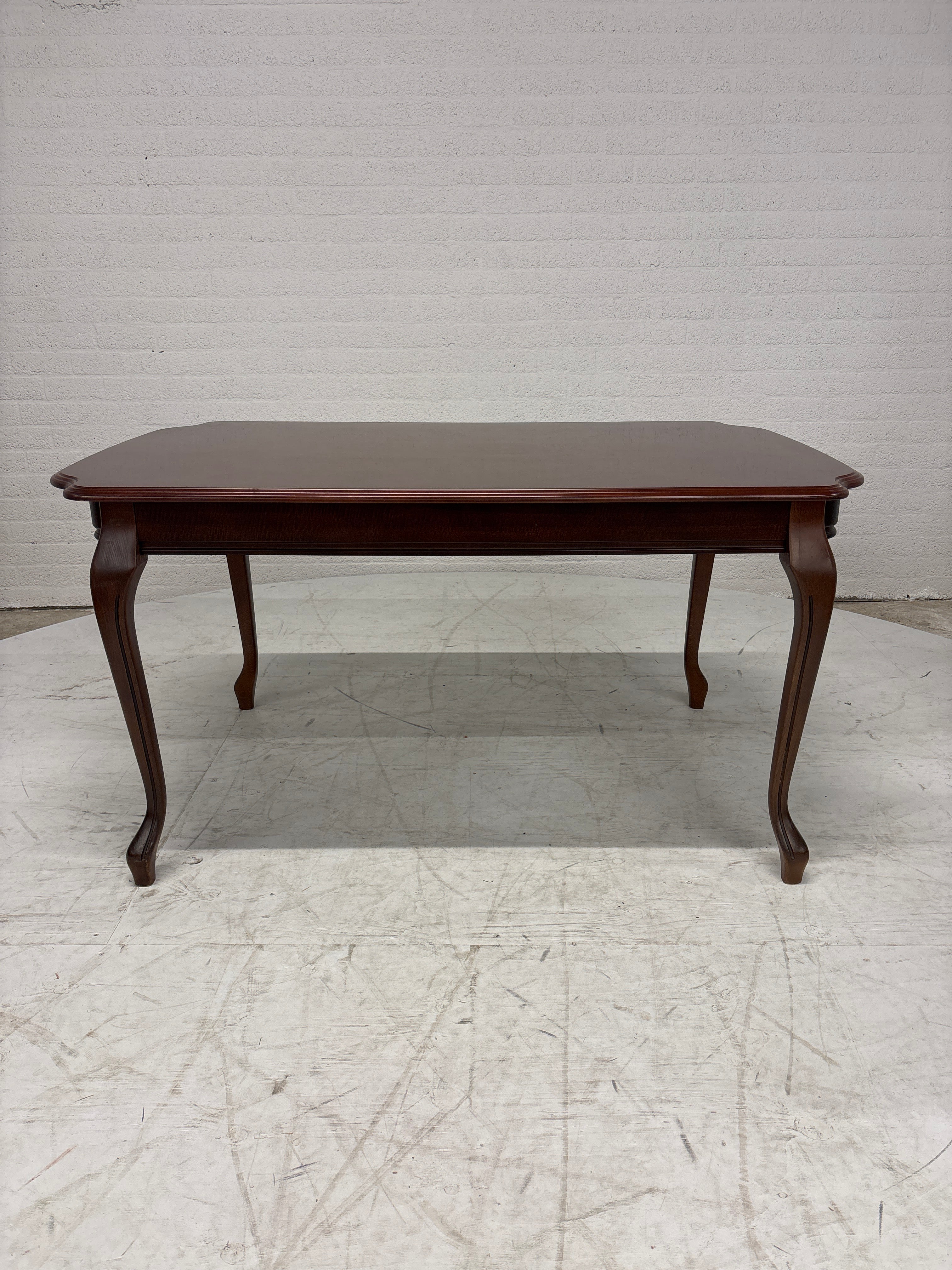 Eettafel uitschuifbaar