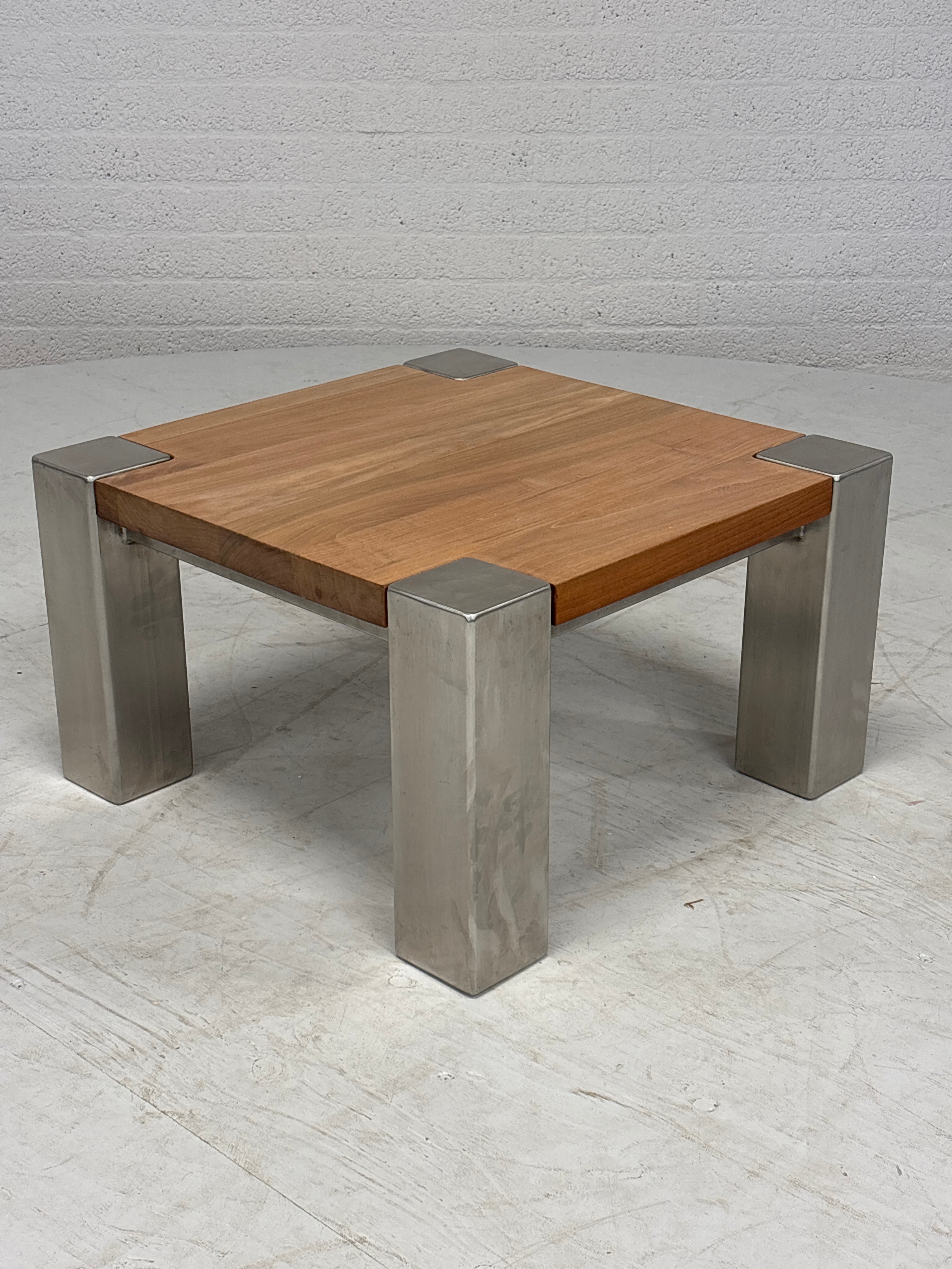 Bijzettafel rvs met dik houten blad