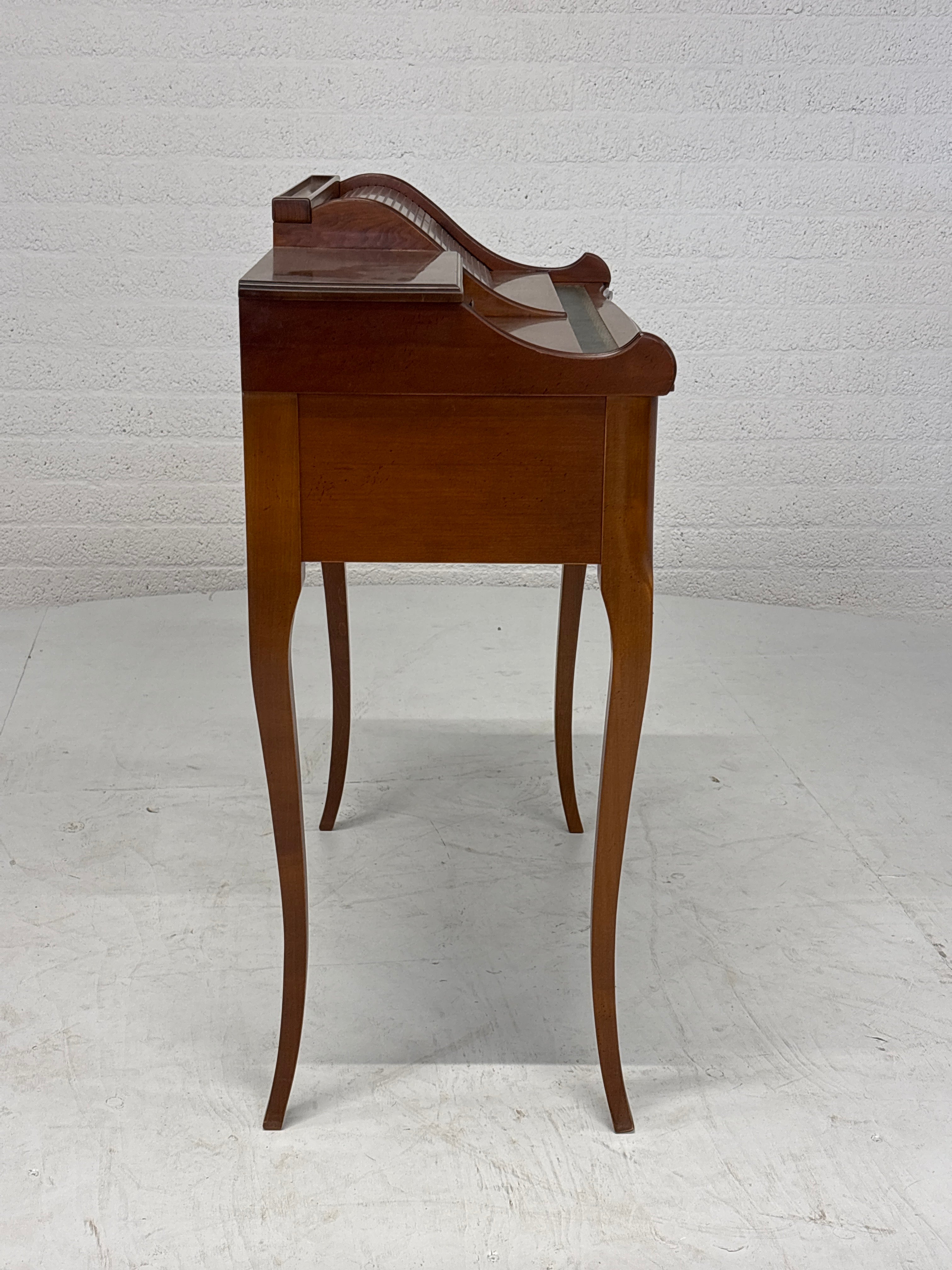 Hollands dames secretaire
