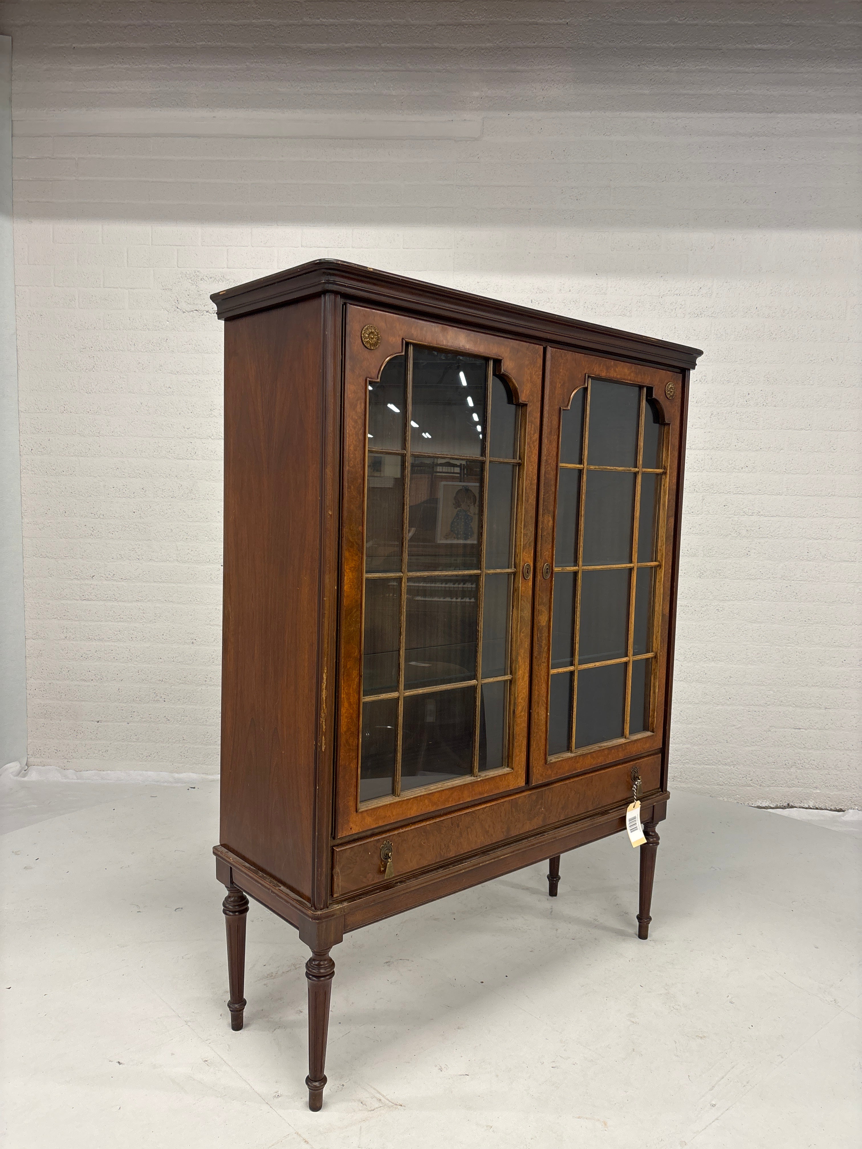 Vitrinekast Edwardiaans