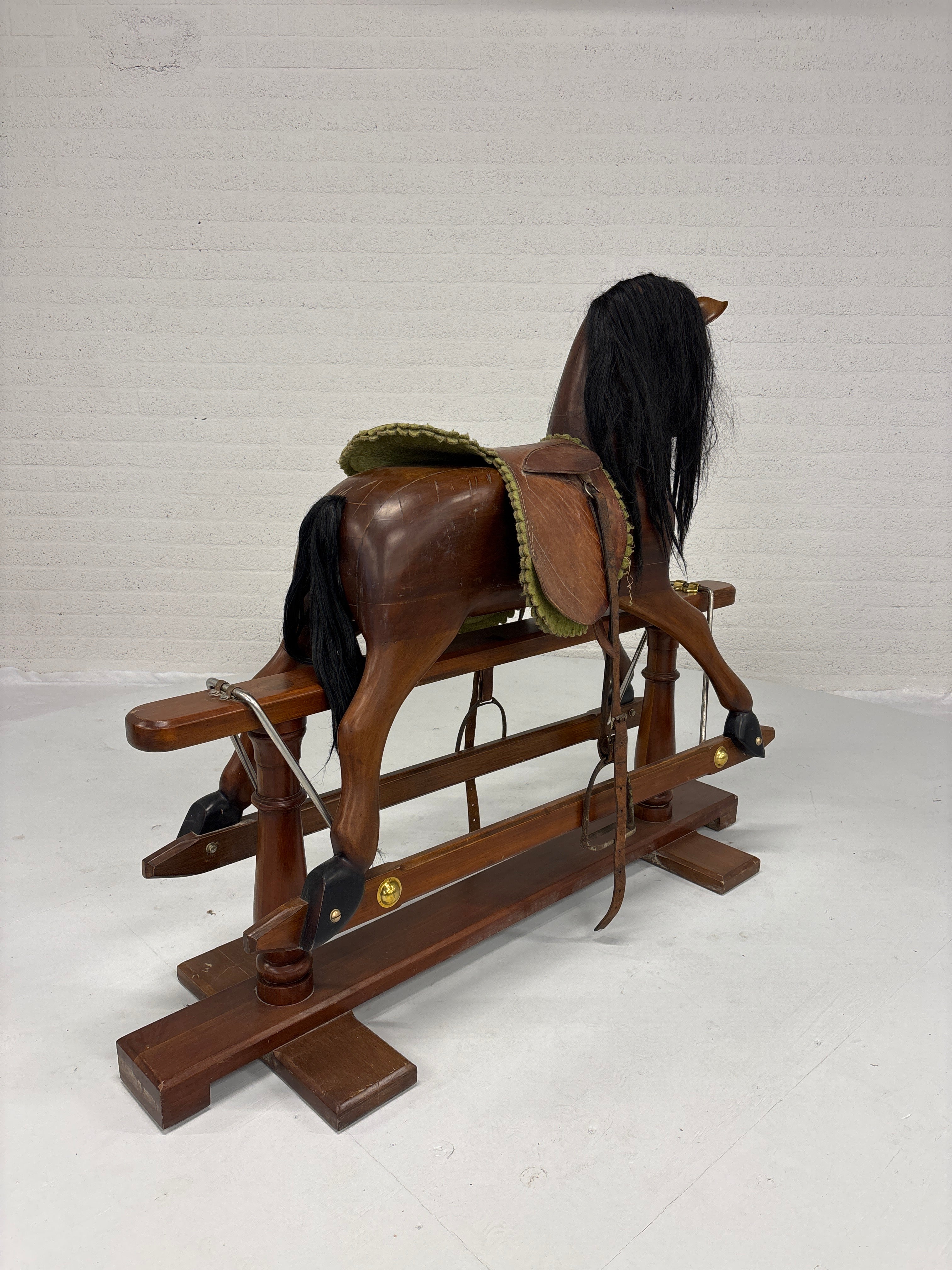 Hobbelpaard antiek (lxbxh 150x45x120cm)