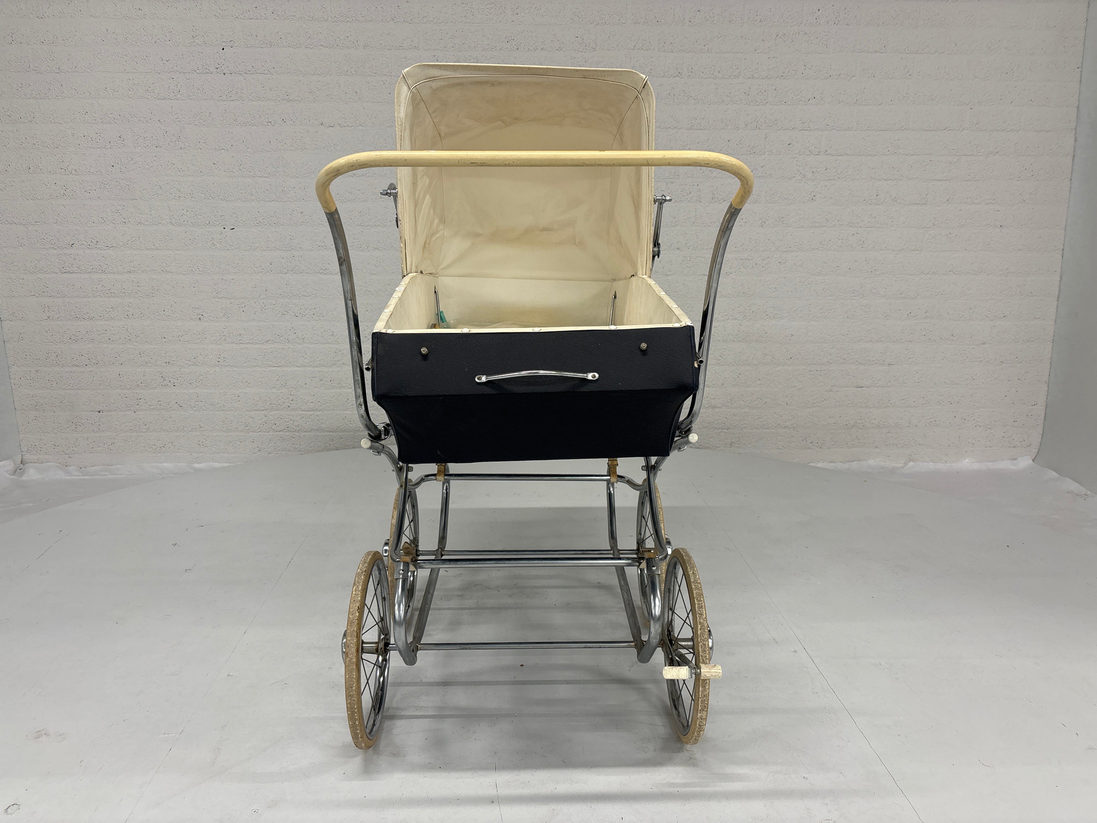 van Delft kinderwagen