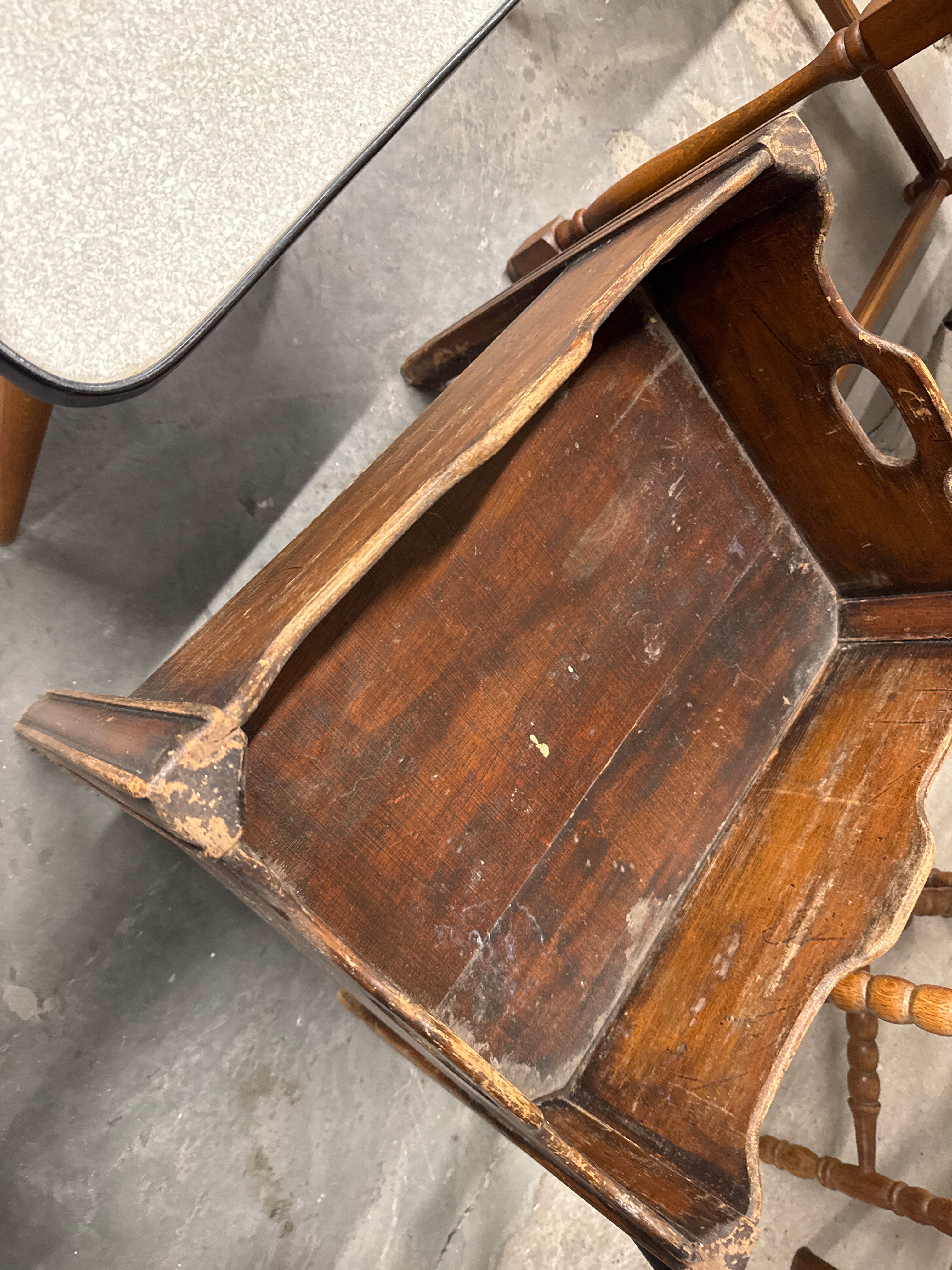 Antiek Duits poppenbed