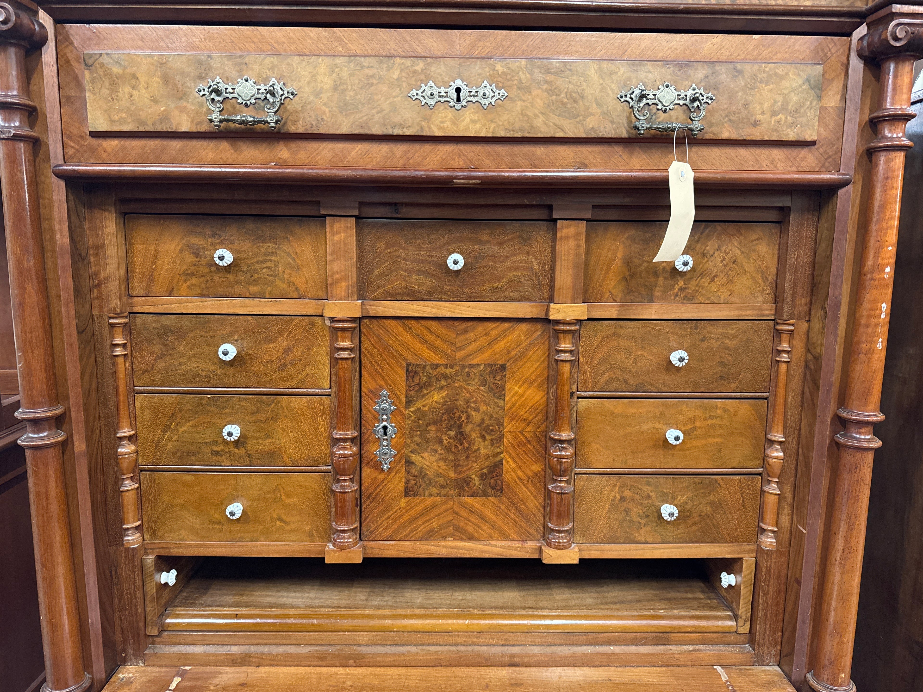 Louis Philippe secretaire rond 1860