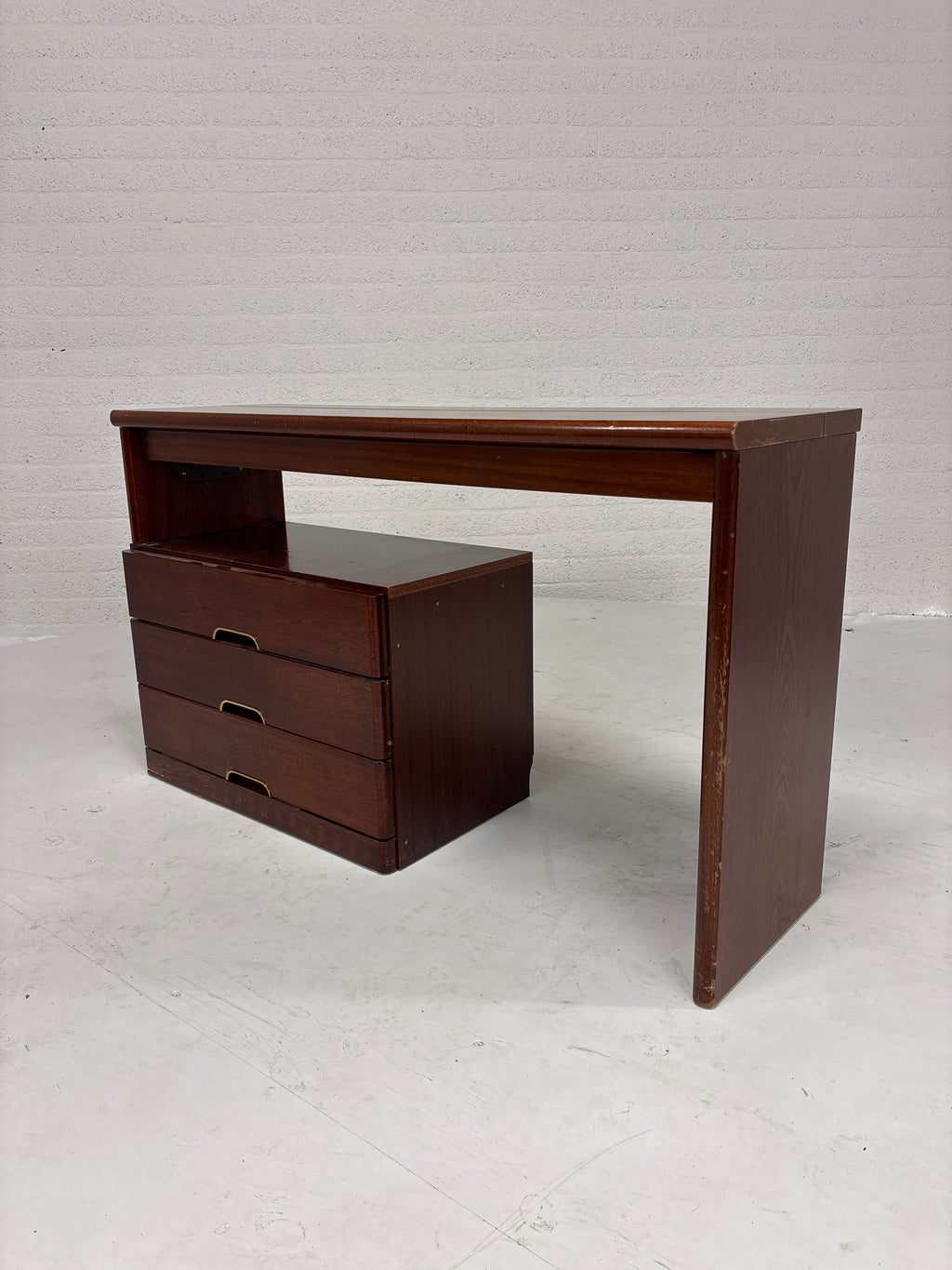 Kaptafel jaren 70 met laden blok