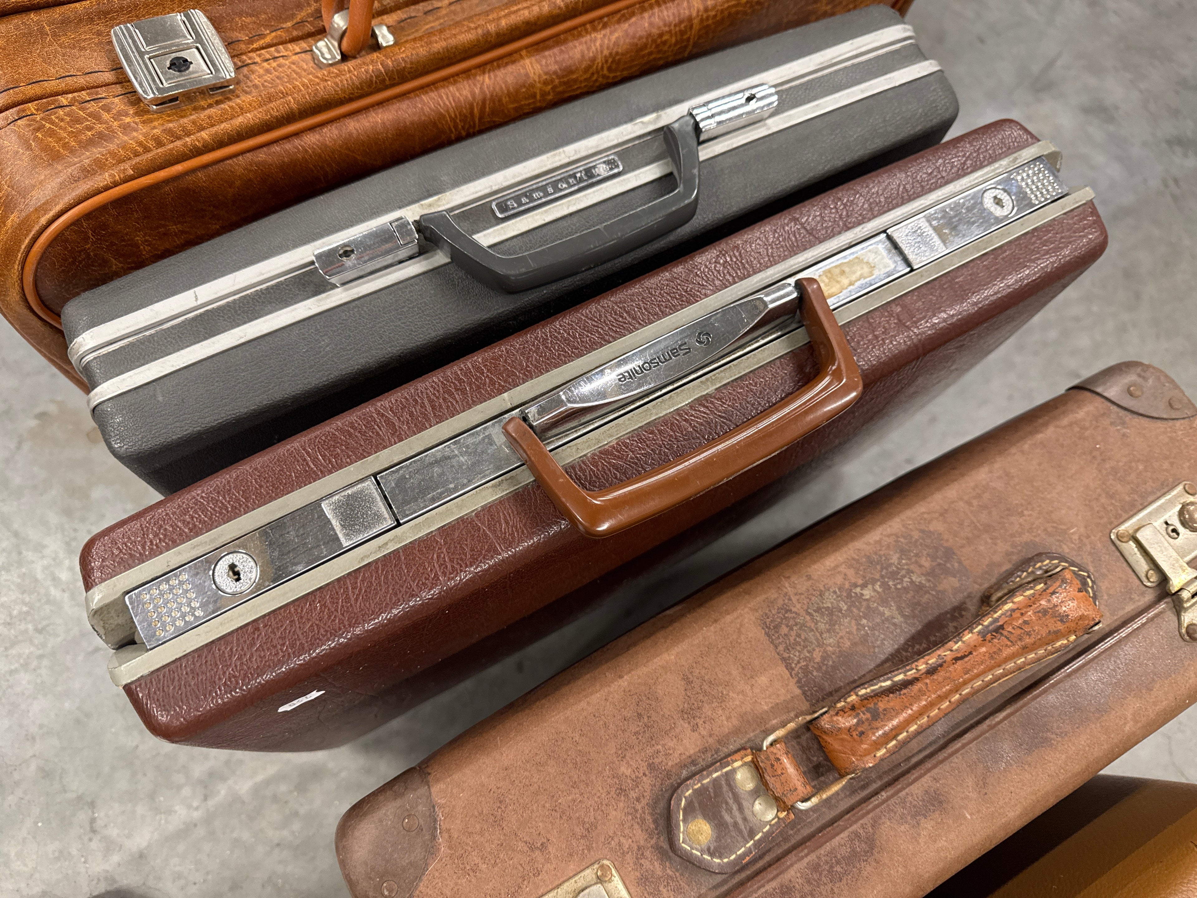 Samsonite Aktekoffer Burgundy