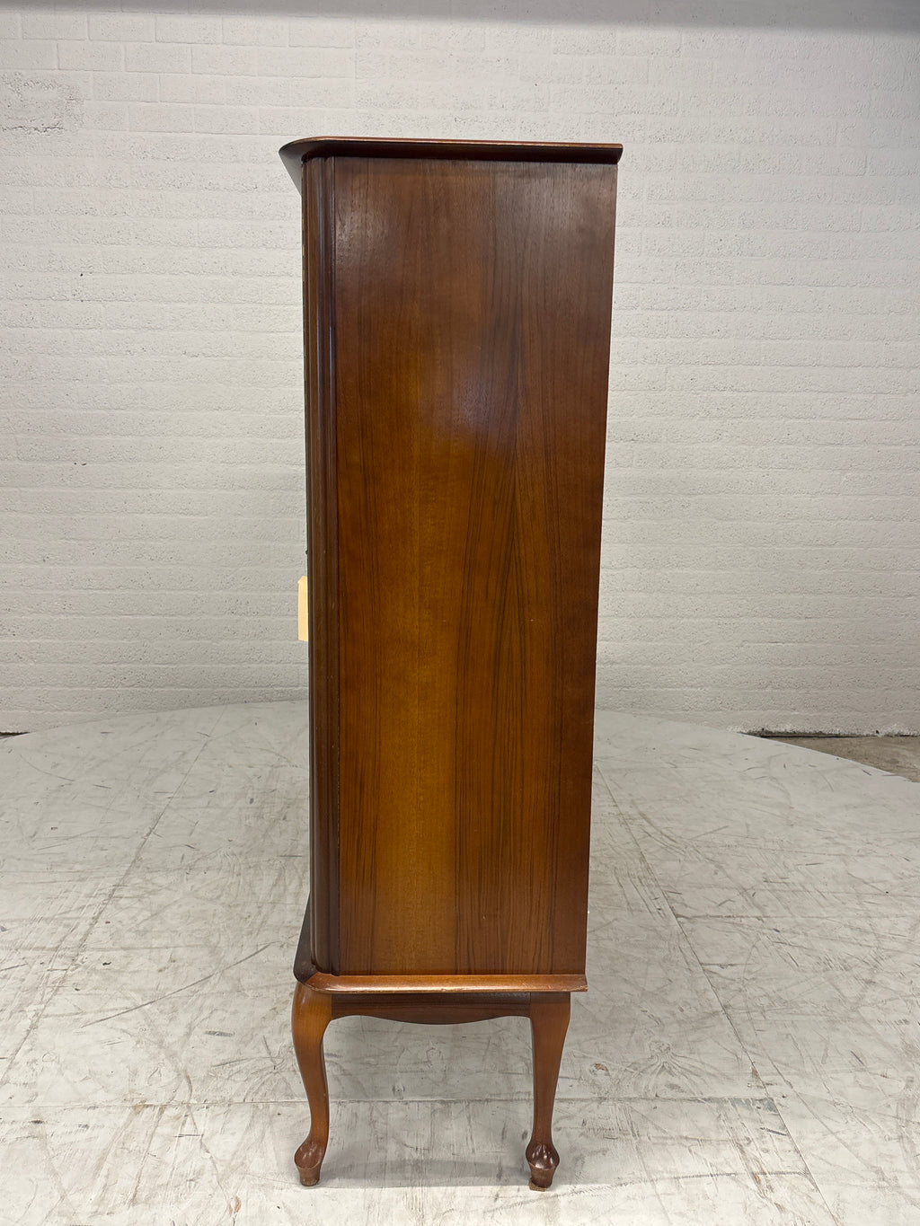Retro kast gefineerd hout mahonie