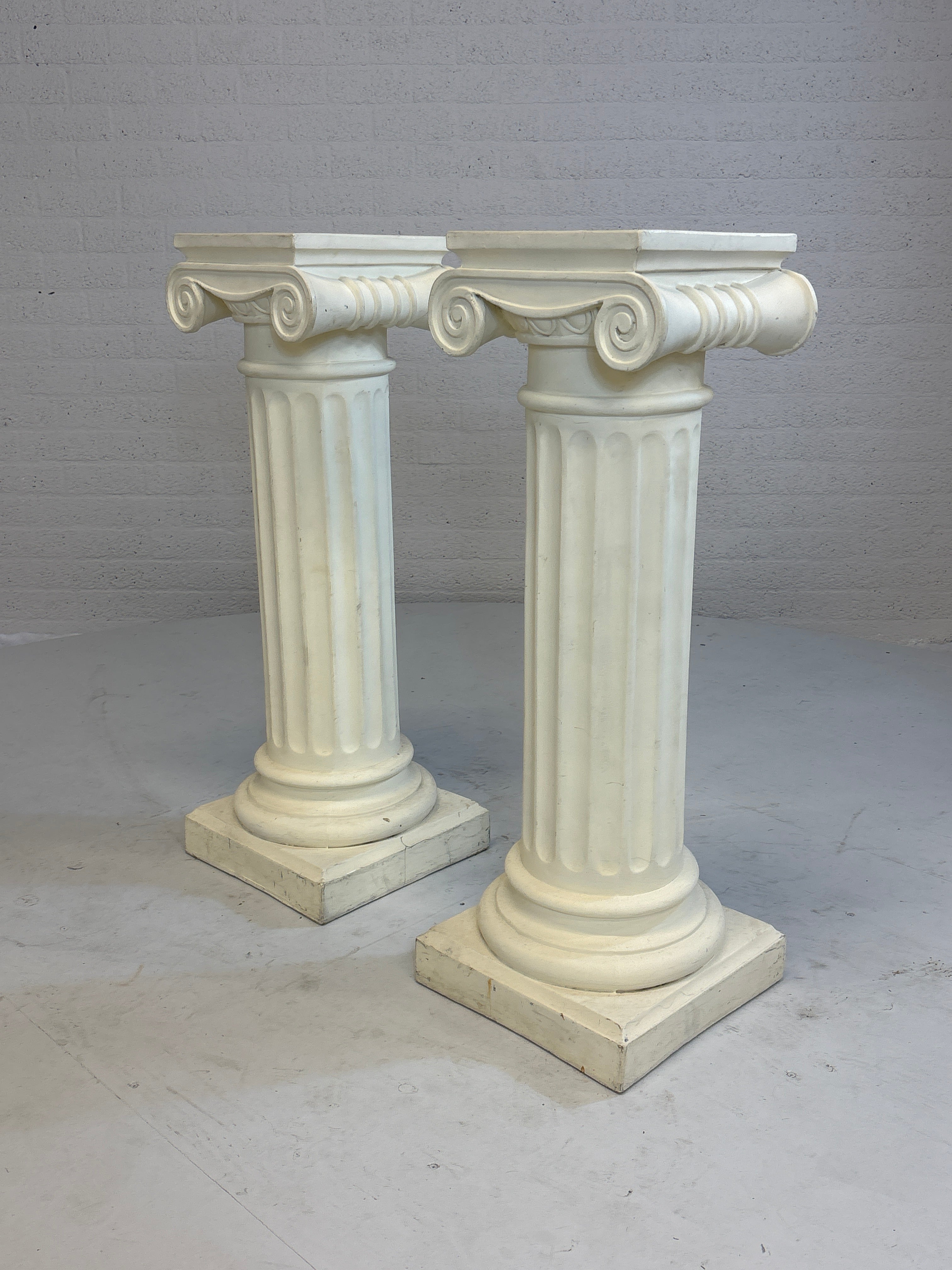 2 Griekse pilaren