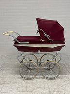 Antieke kinderwagen