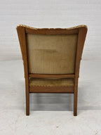 Fauteuil met bruine ribstof
