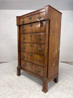 Antieke ladenkast gefineerd hout