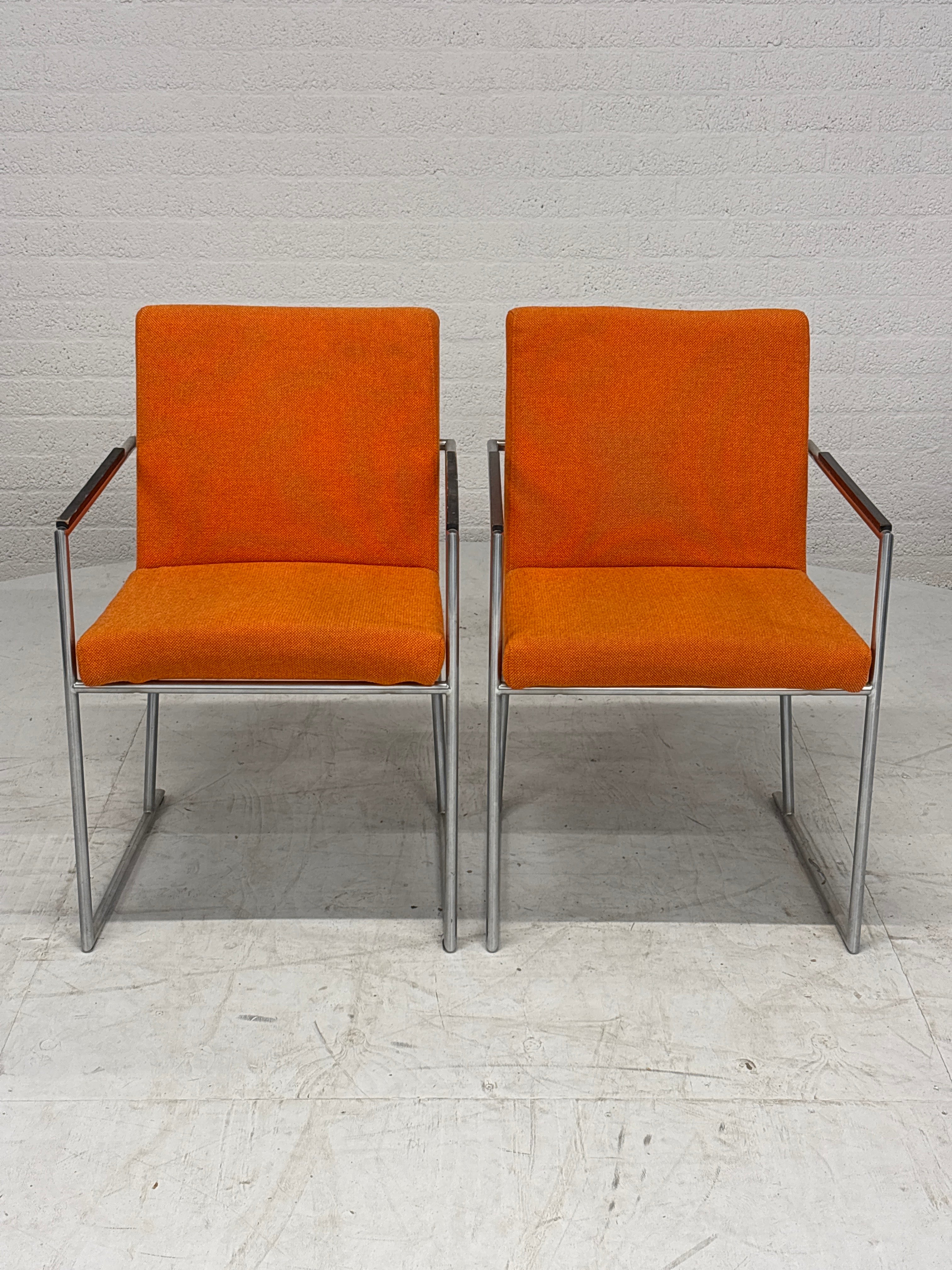 Oranje design stoelen