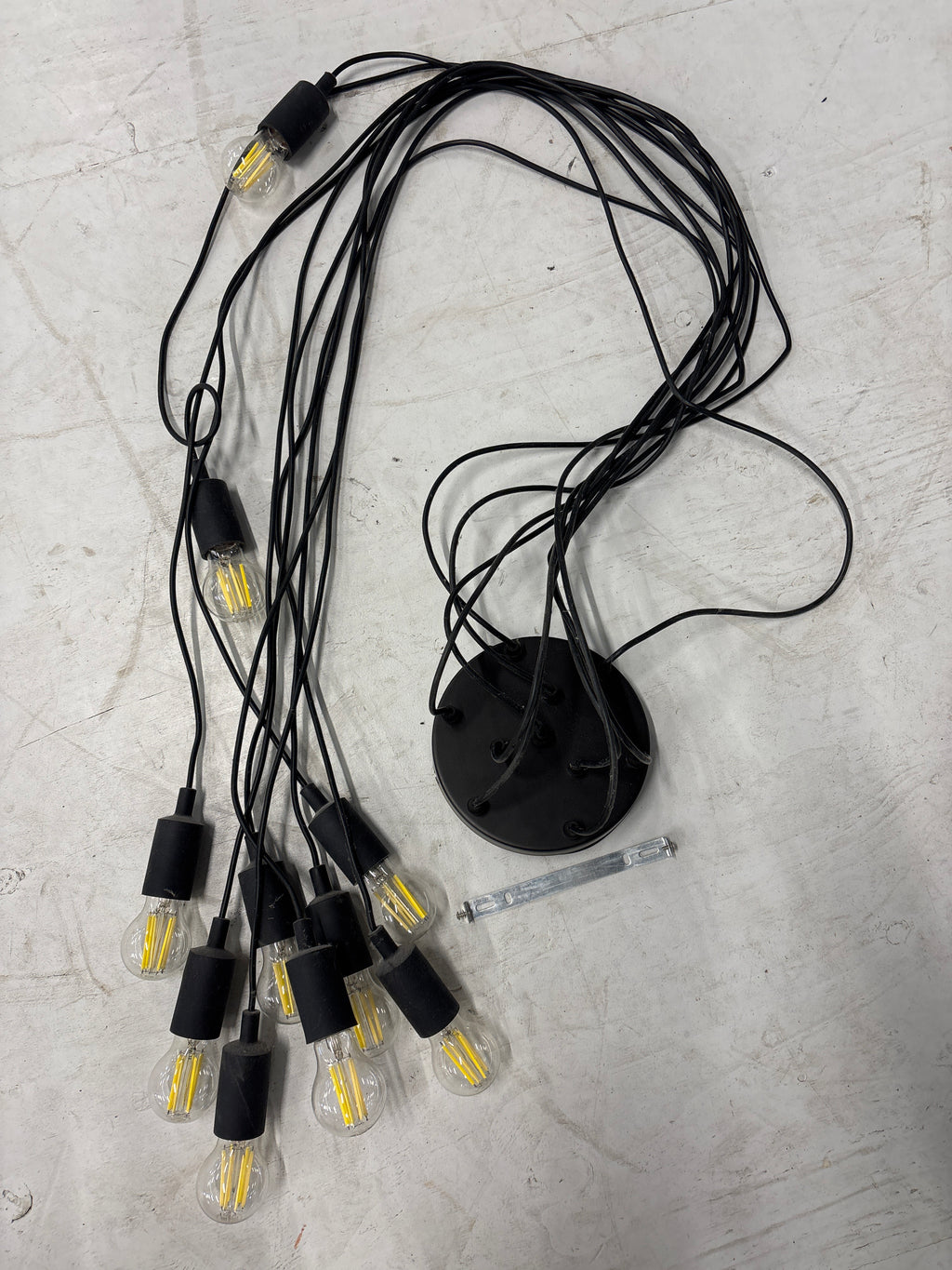 Plafondlamp met 10 ledlampen.