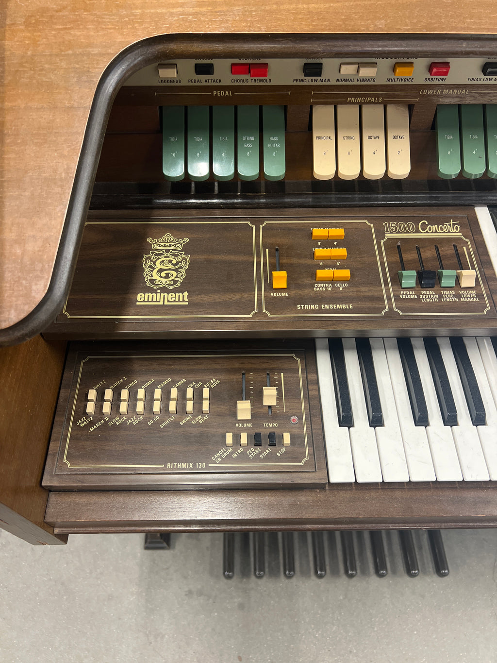 Vintage Eminent elektrische orgel met bankje