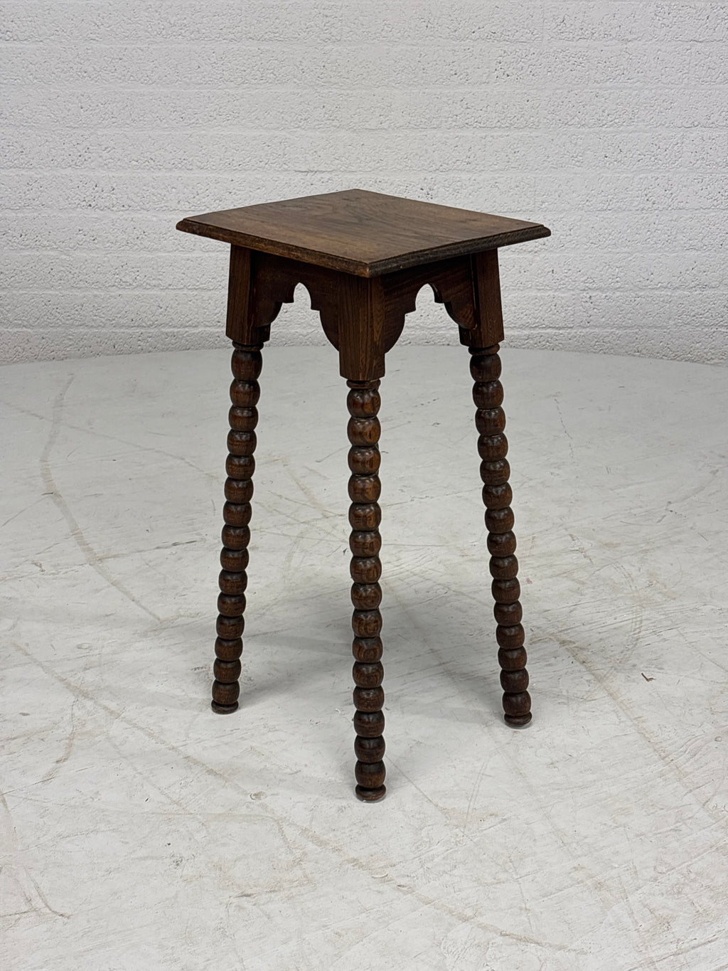 Plantentafel met vier bollenpoten