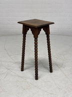 Plantentafel met vier bollenpoten