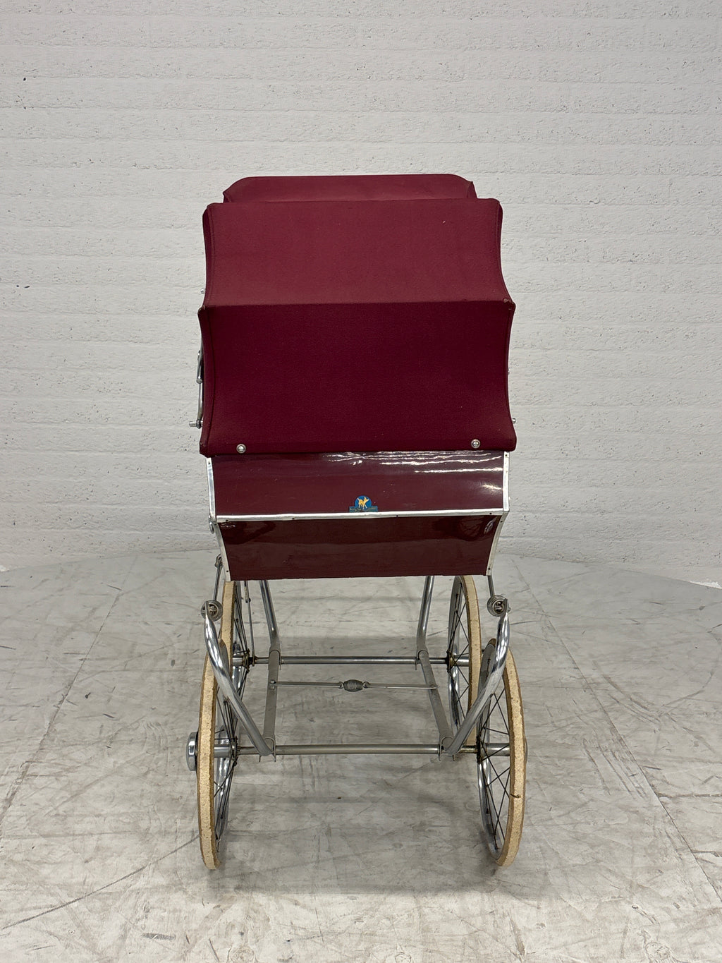 Antieke kinderwagen