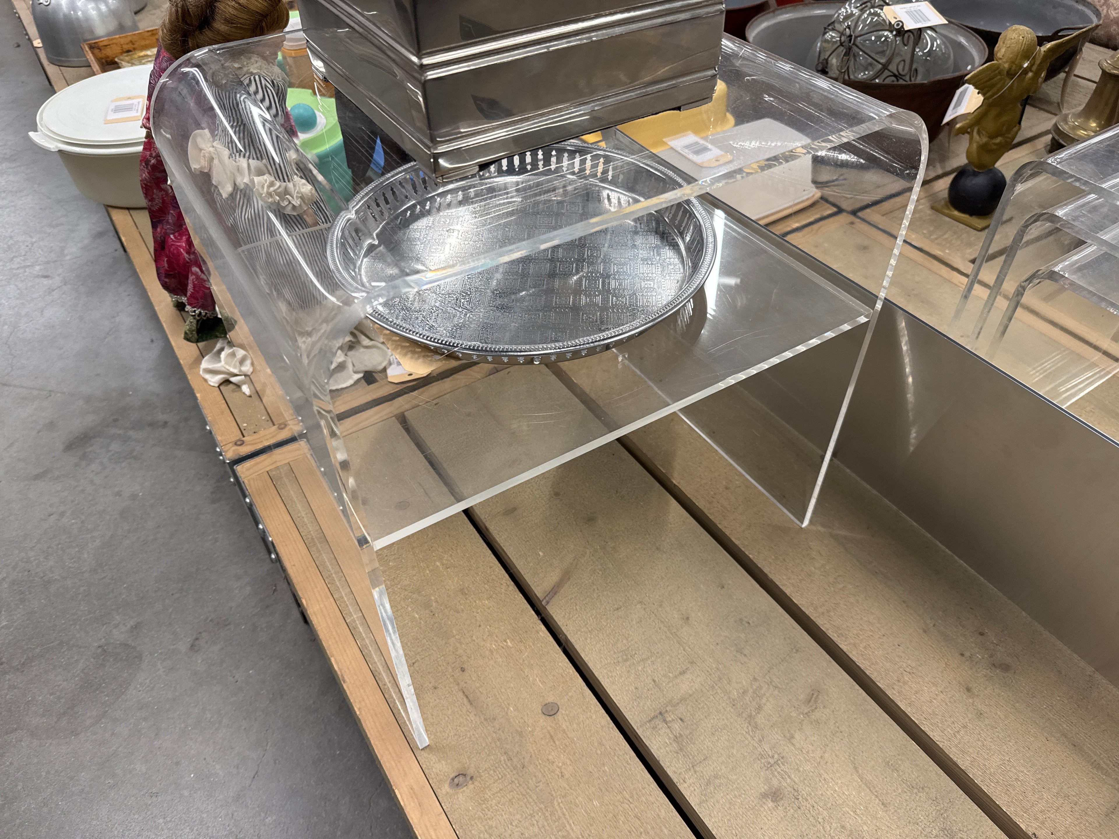 Persex bijzettafel met extra plank