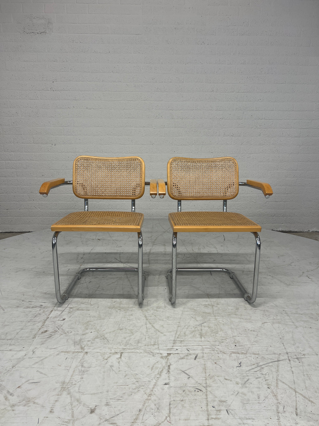 Set van 2 Cesca armstoelen – Marcel Breuer