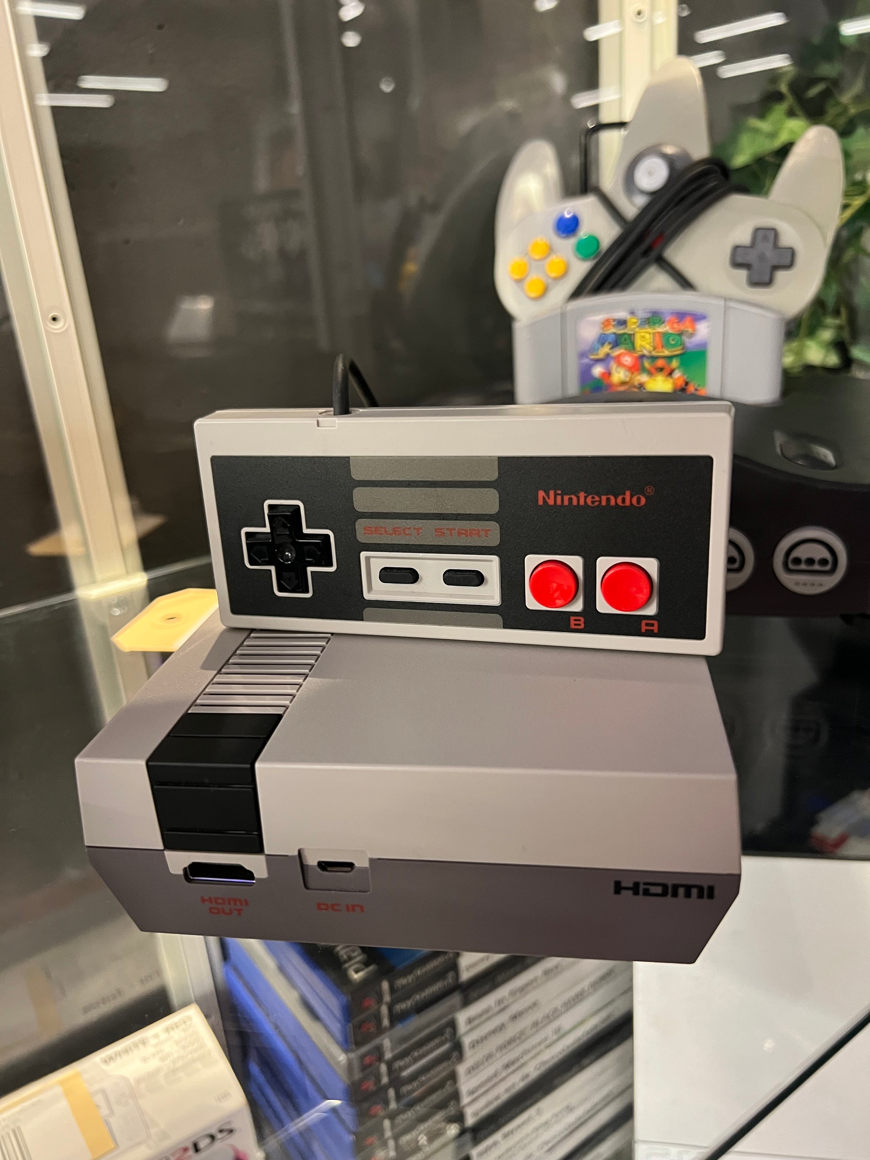 Nintendo classic mini (NES)