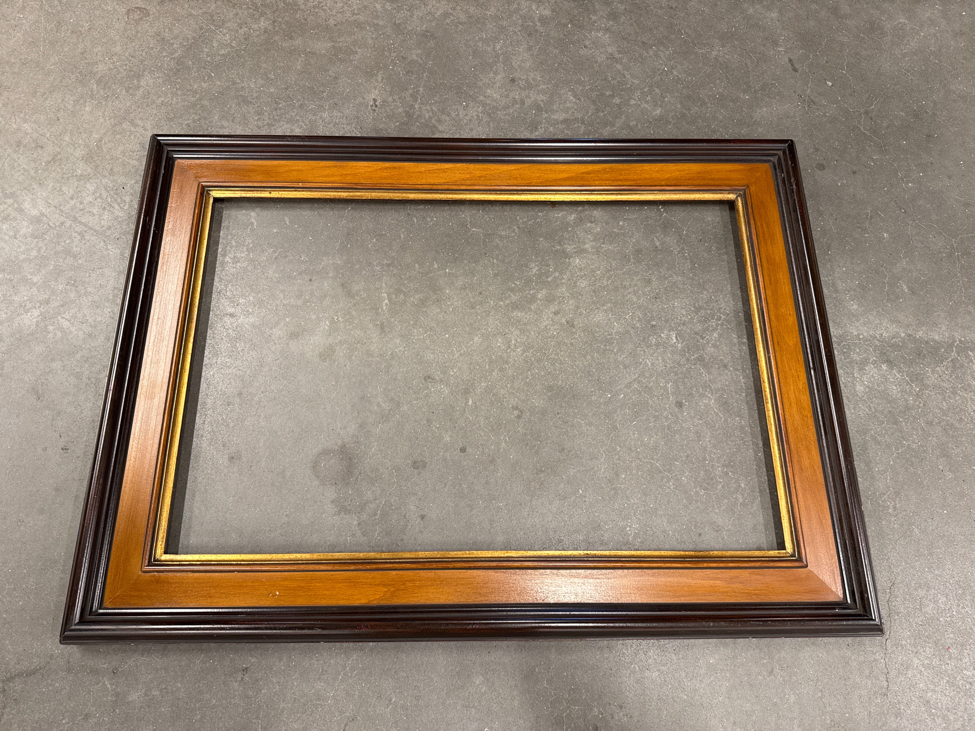 Lijst hout licht donker