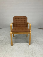 Vintage Zweeds design stoeltje van Kinnarps