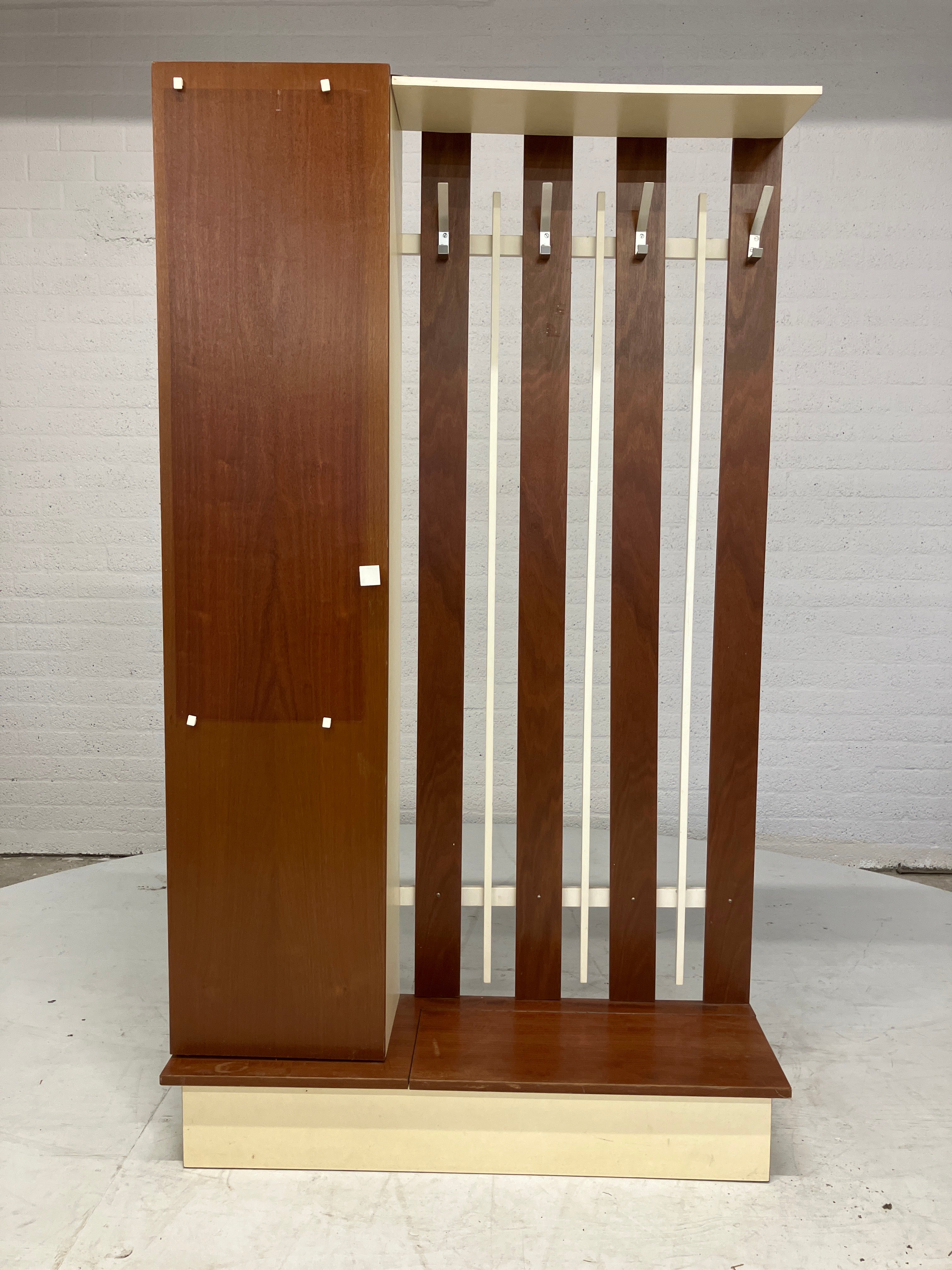 Garderobekast hangkast