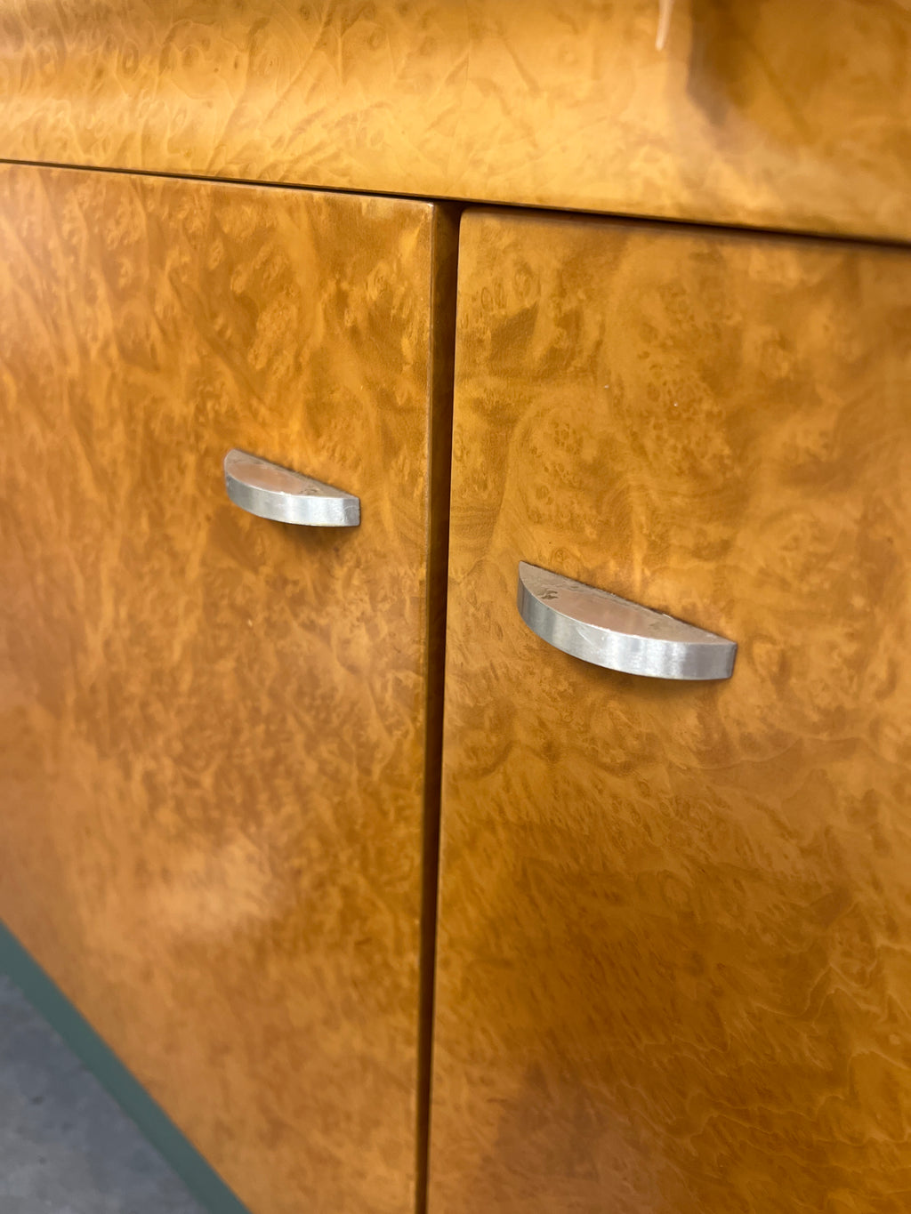 Postmodern / art deco dressoir