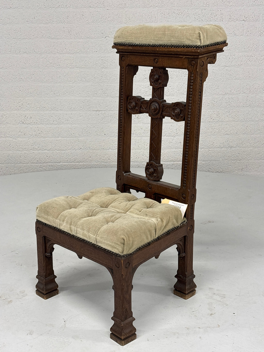 Bidstoel met vaste kussens