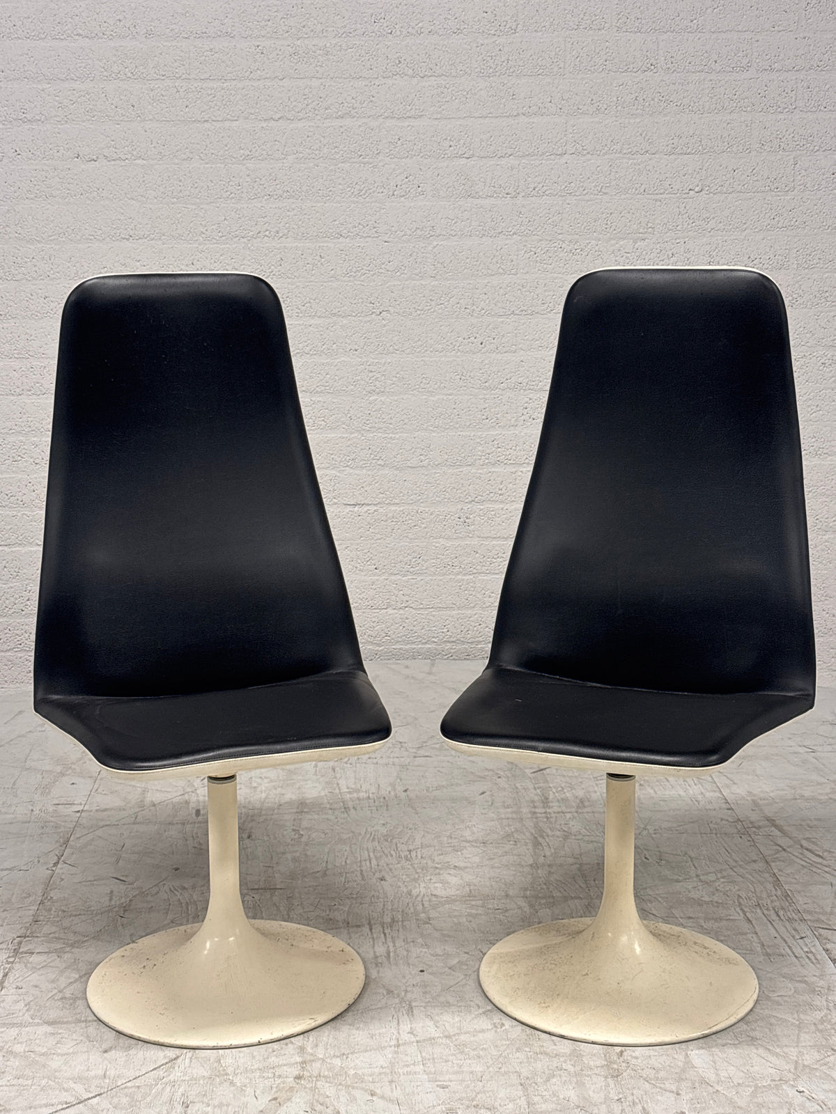 MP Originele Johanson Design "Viggen" Stoel