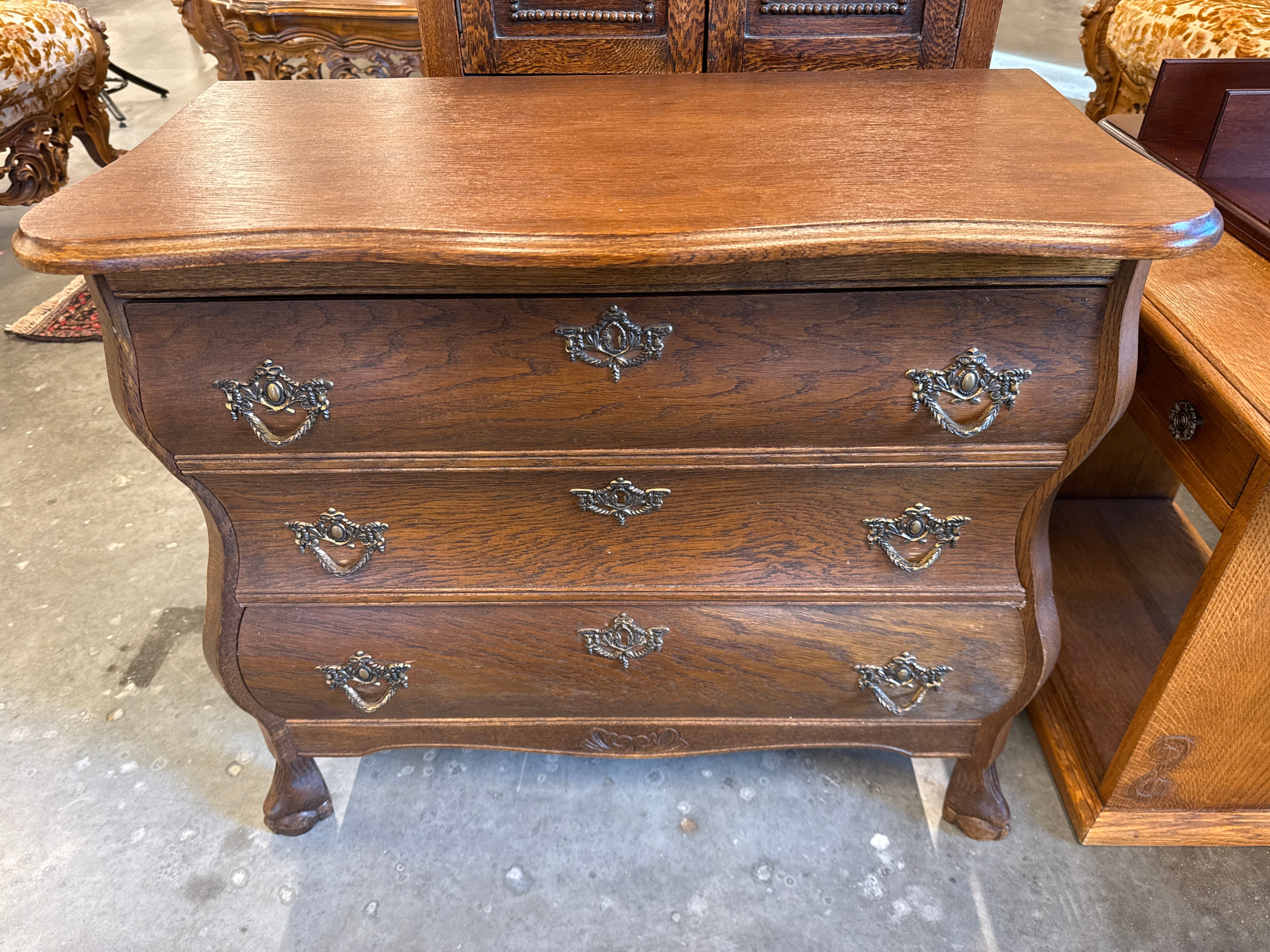 Kast 3 laden metalen greepjes