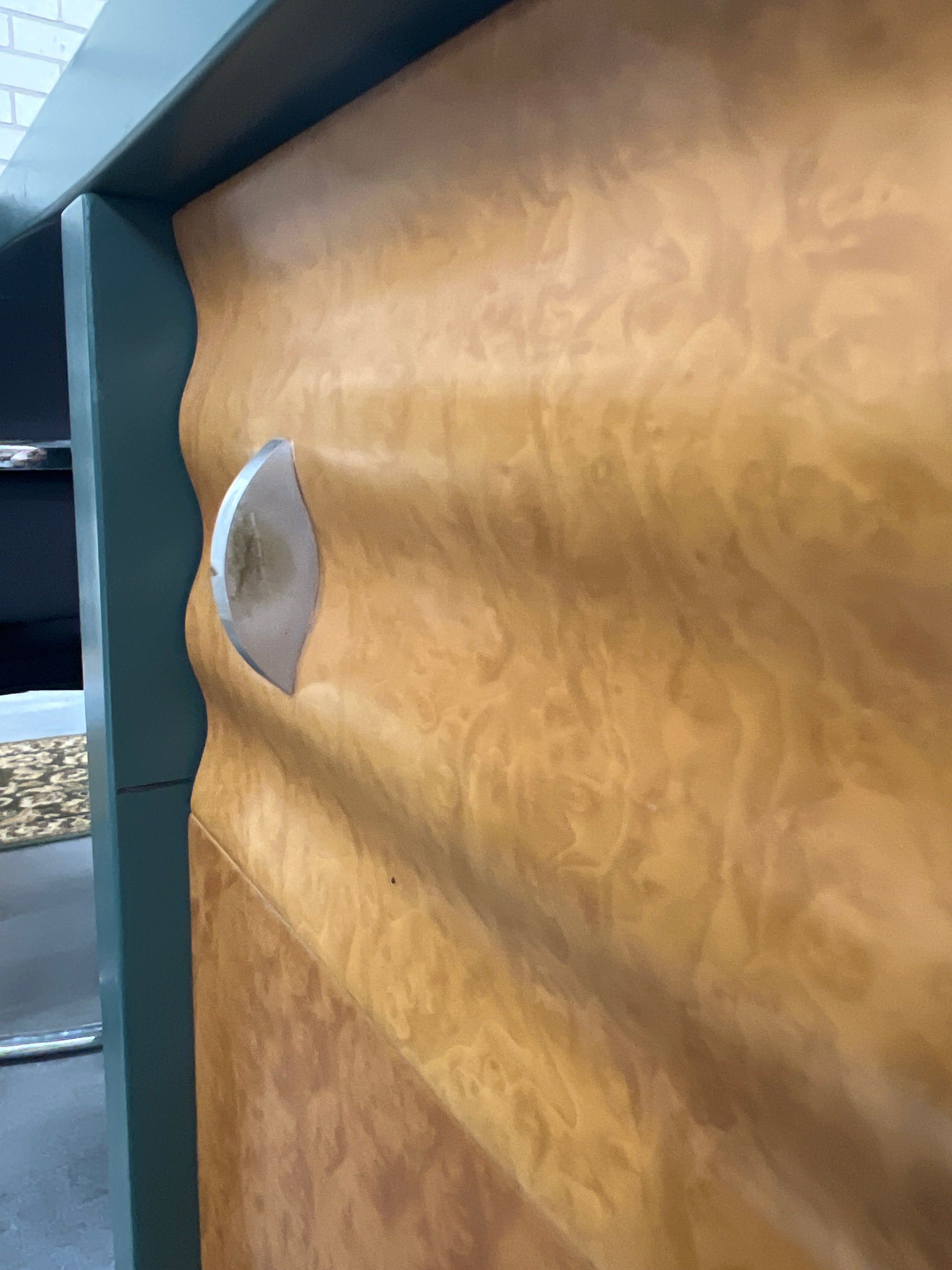 Postmodern / art deco dressoir