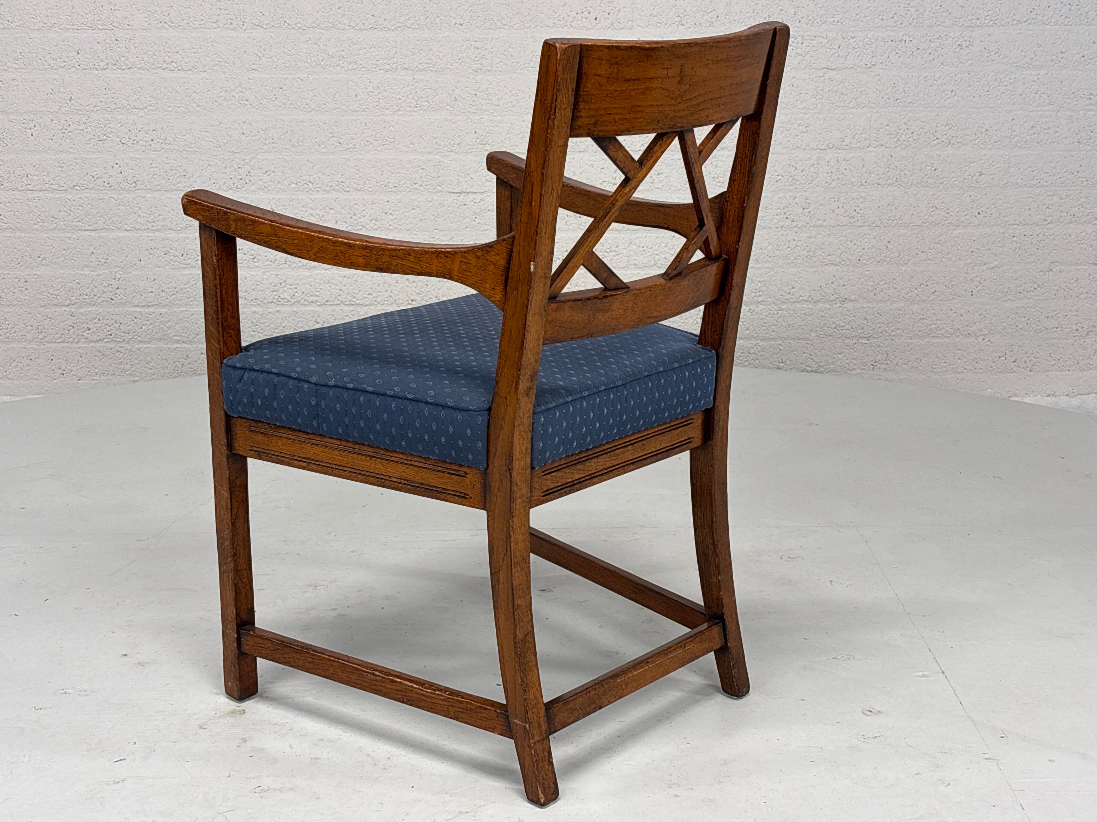 Tafel en stoelen Royal Antique Collection