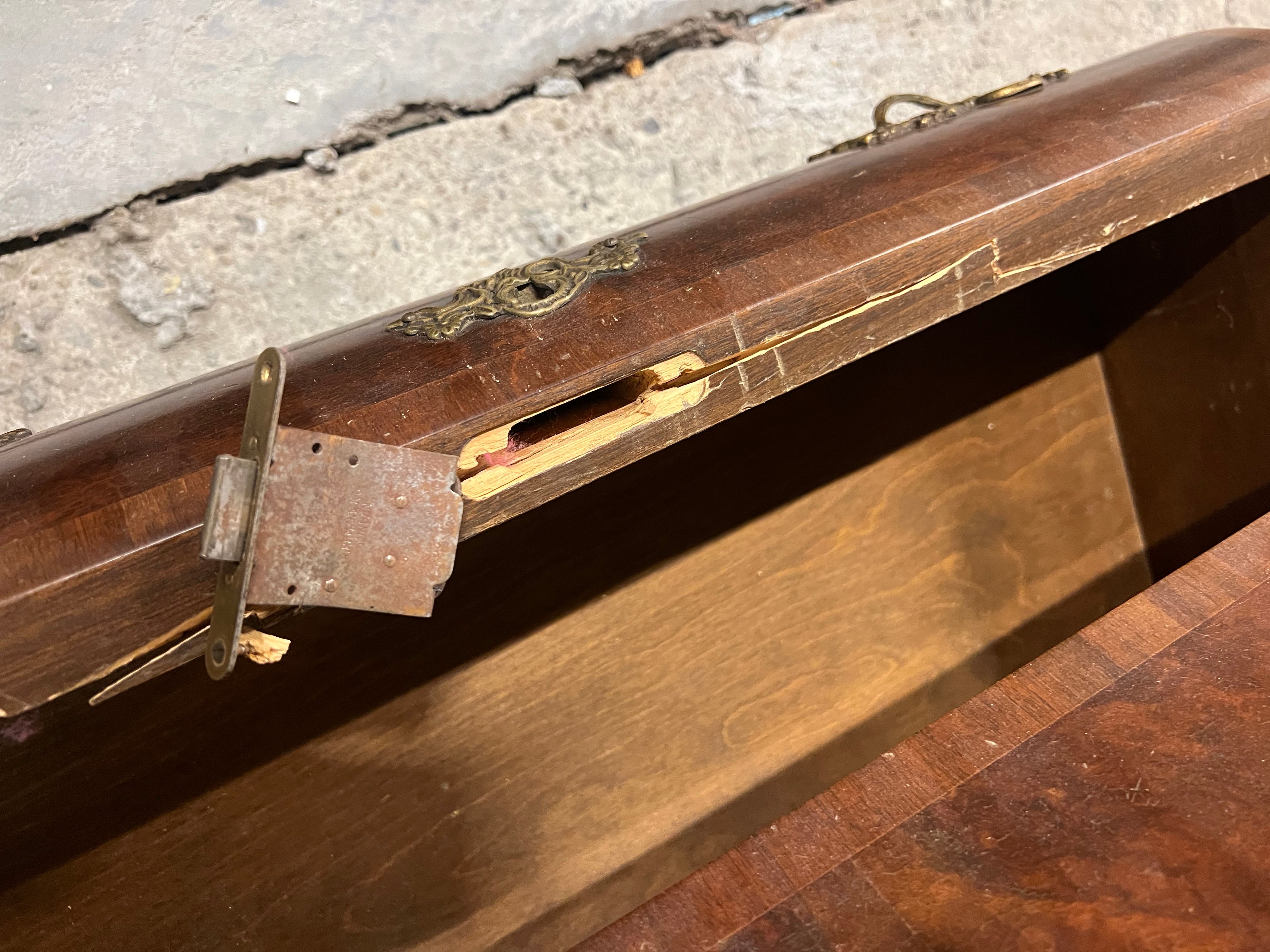 Antieke Secretaire Buikkast Rond