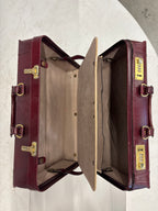 bordeauxrode attachékoffer