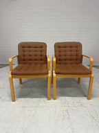 Vintage Zweeds design stoeltje van Kinnarps