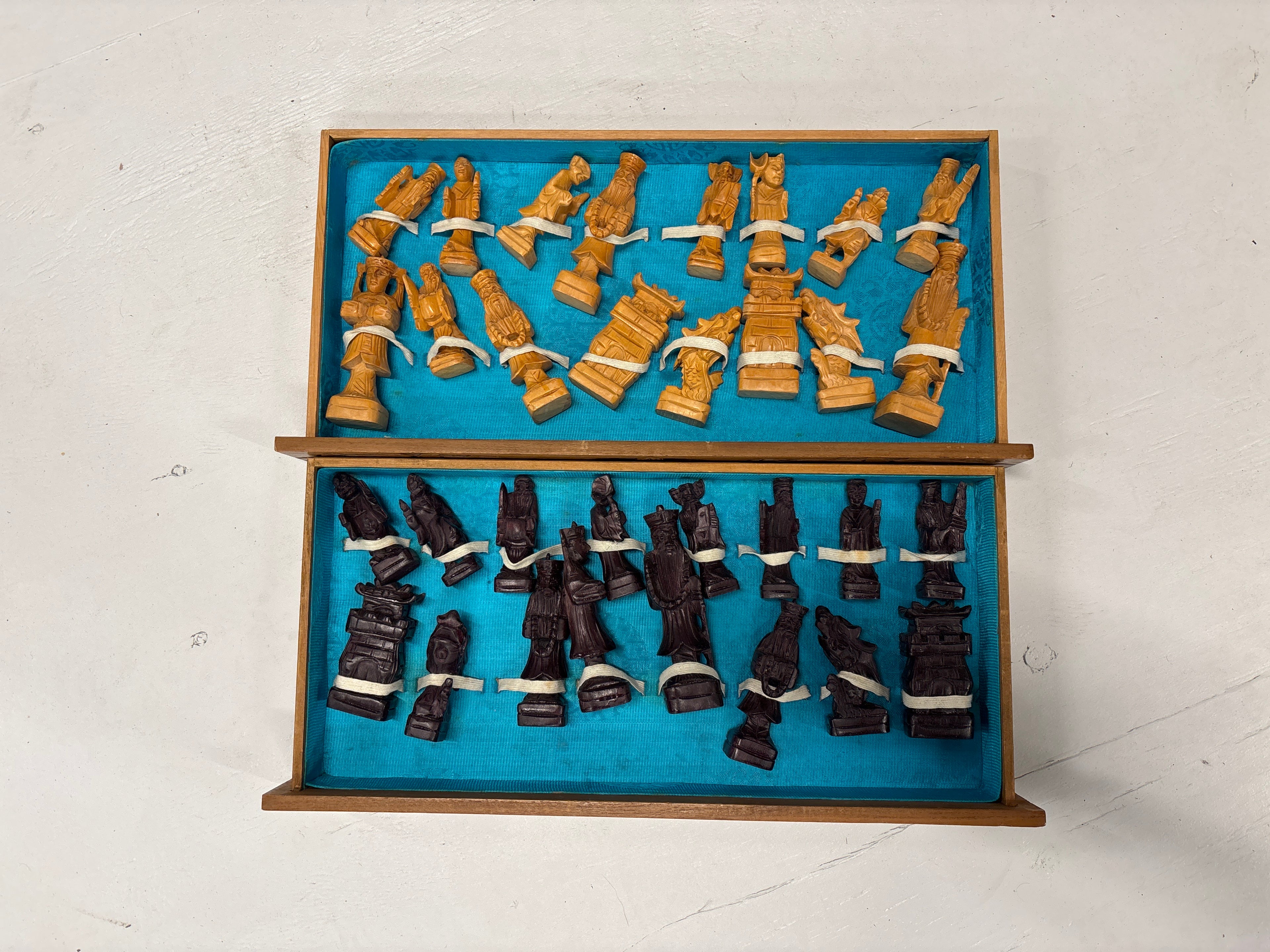 Schaakbord Chinees handgesneden stukken