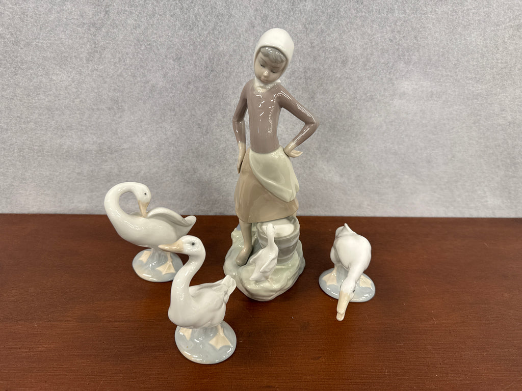 Lladro ganzen hoedster set 4