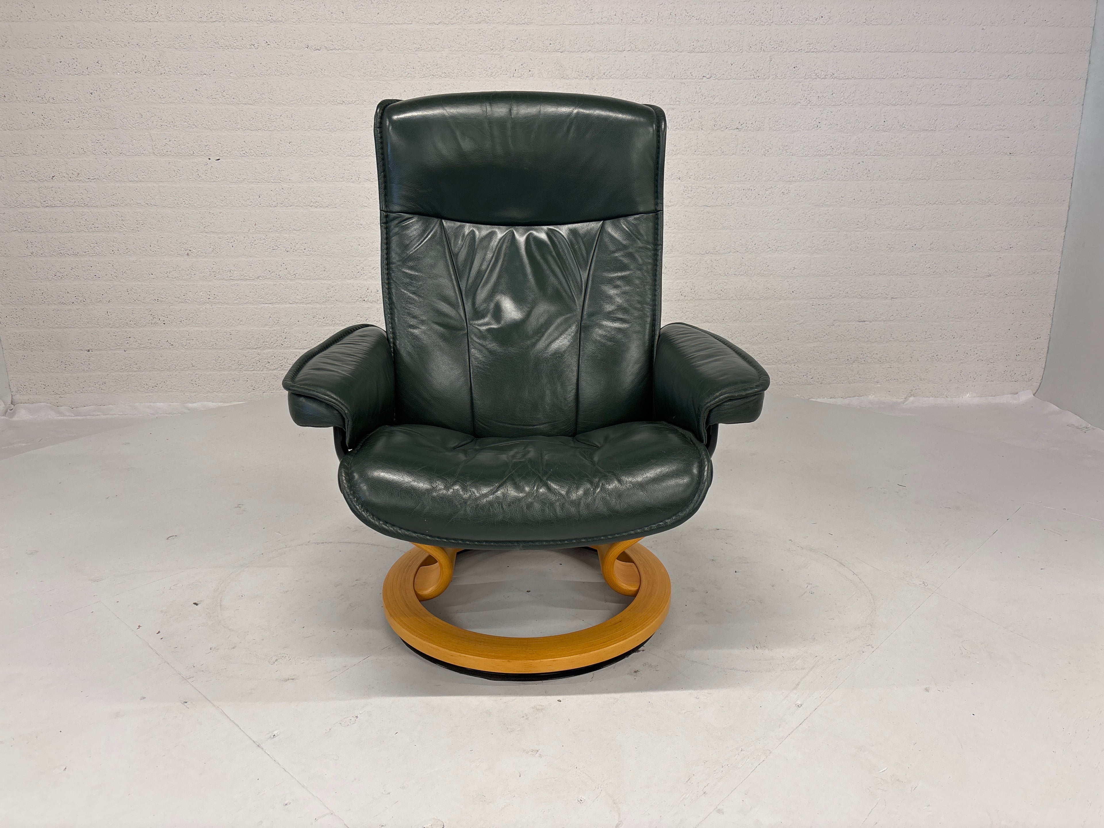 Set 2 Stressless fauteuils leer