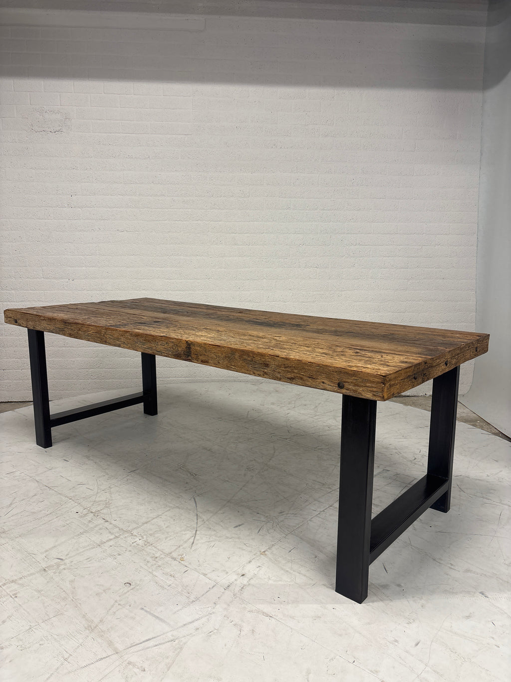 Zware grote tafel