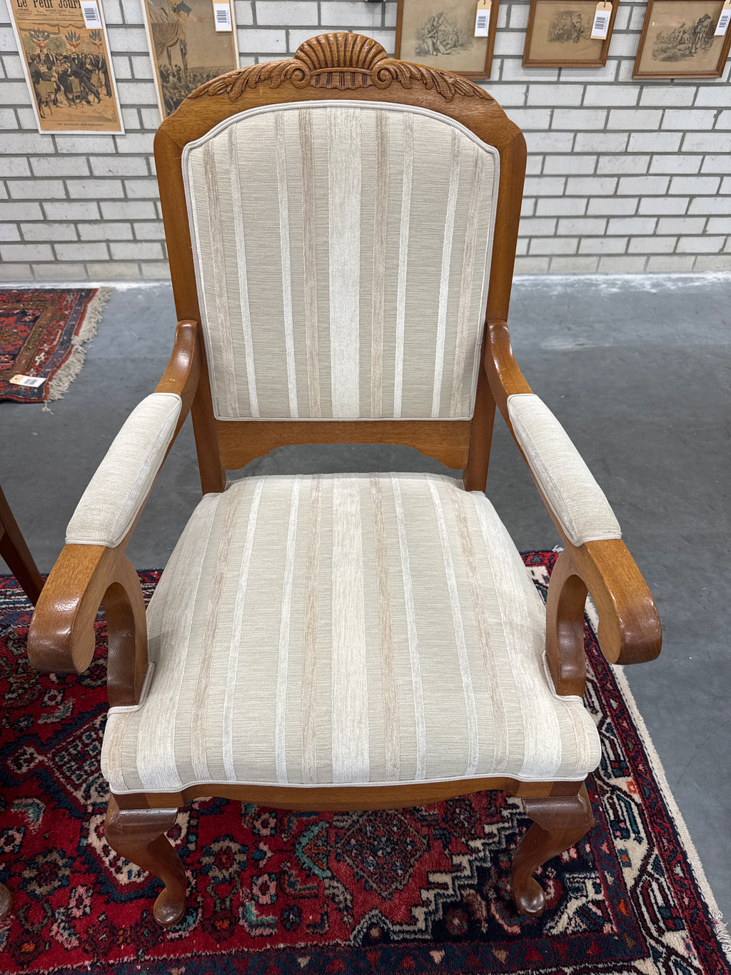 Twee robuuste fauteuils