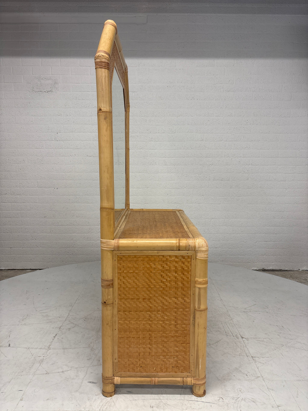 Franse kaptafel bamboestijl met krukje