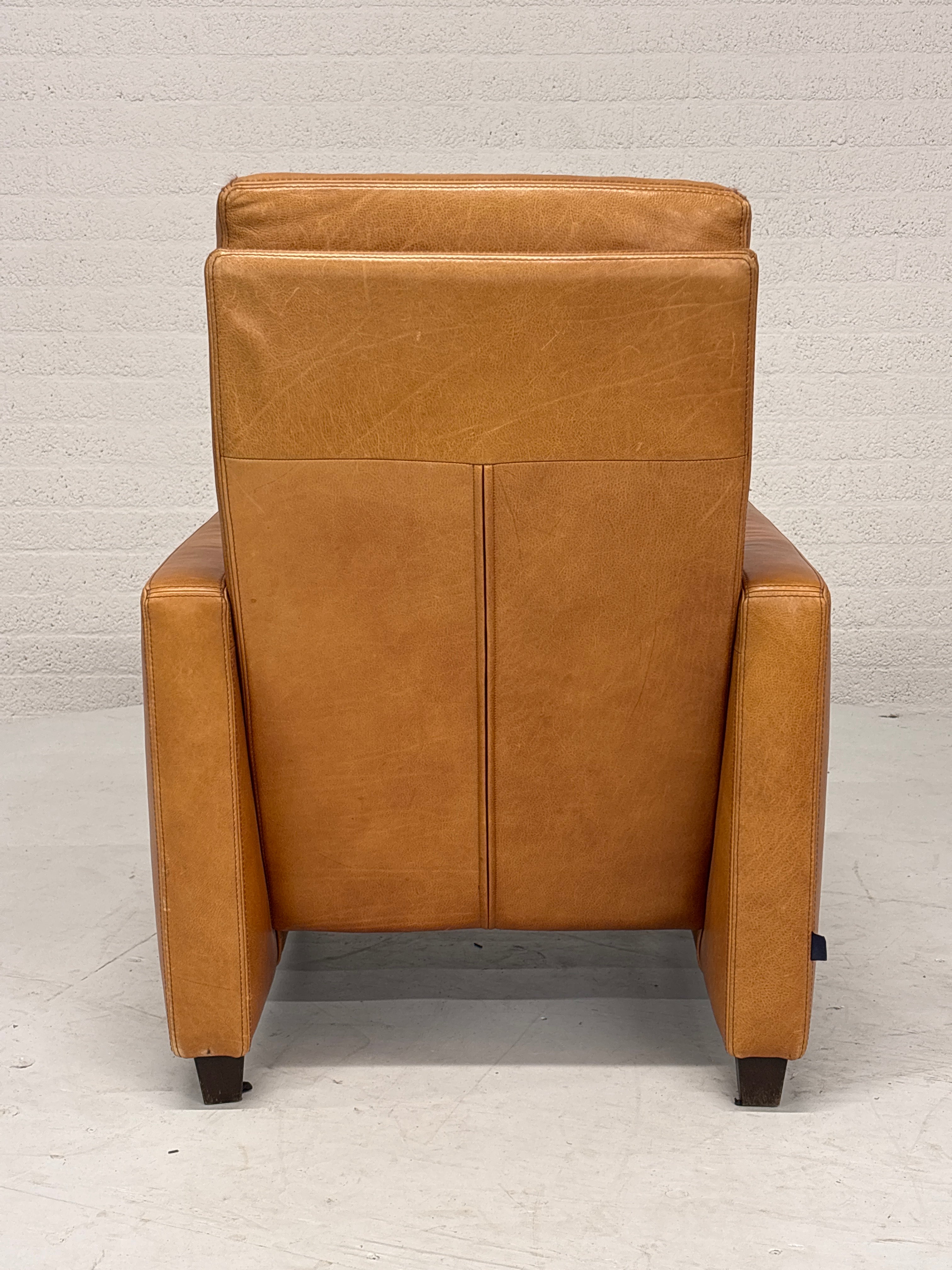 Leren fauteuil vaste rugleuning