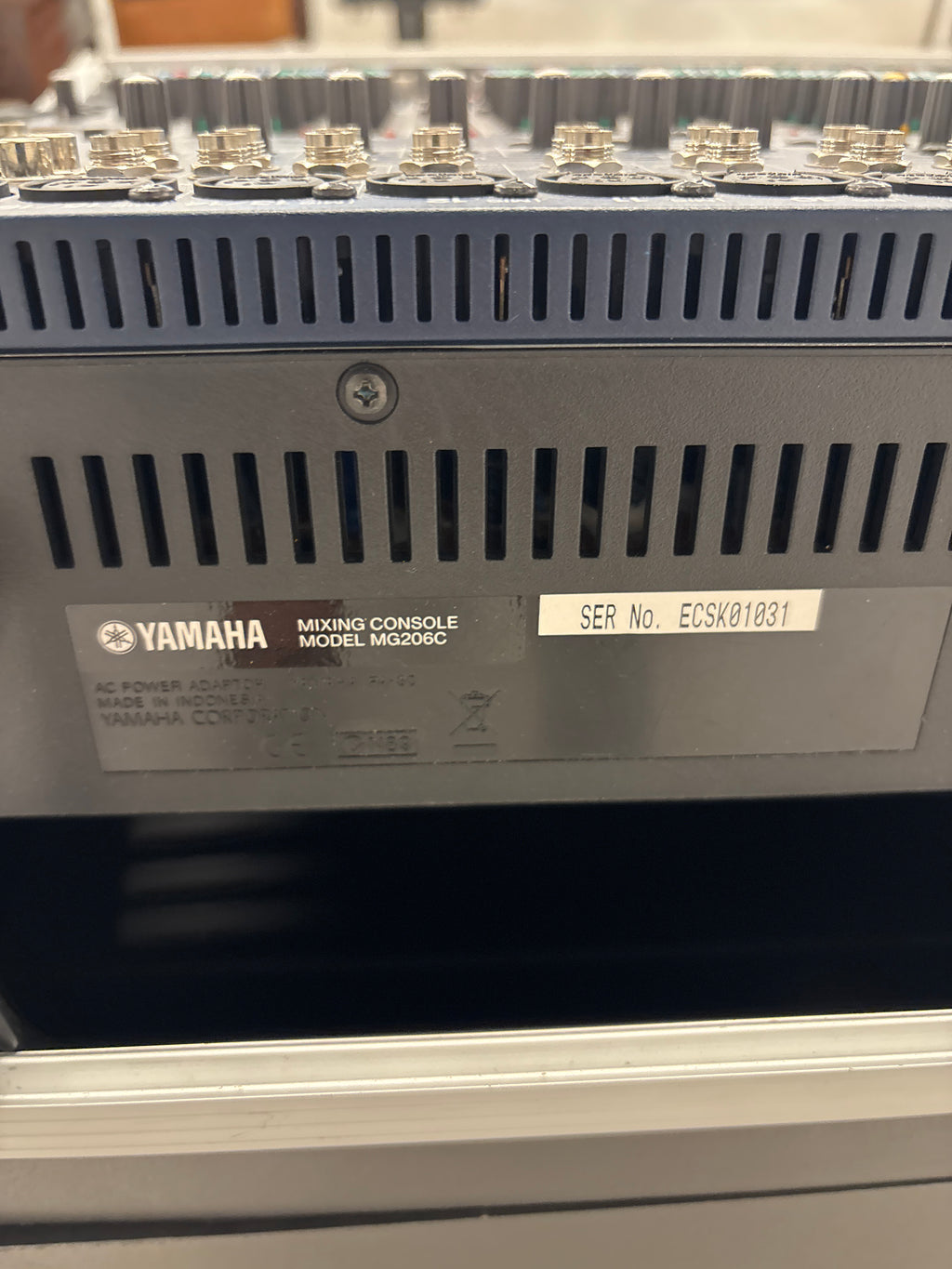 Yamaha mixing console mengpaneel in flightcase