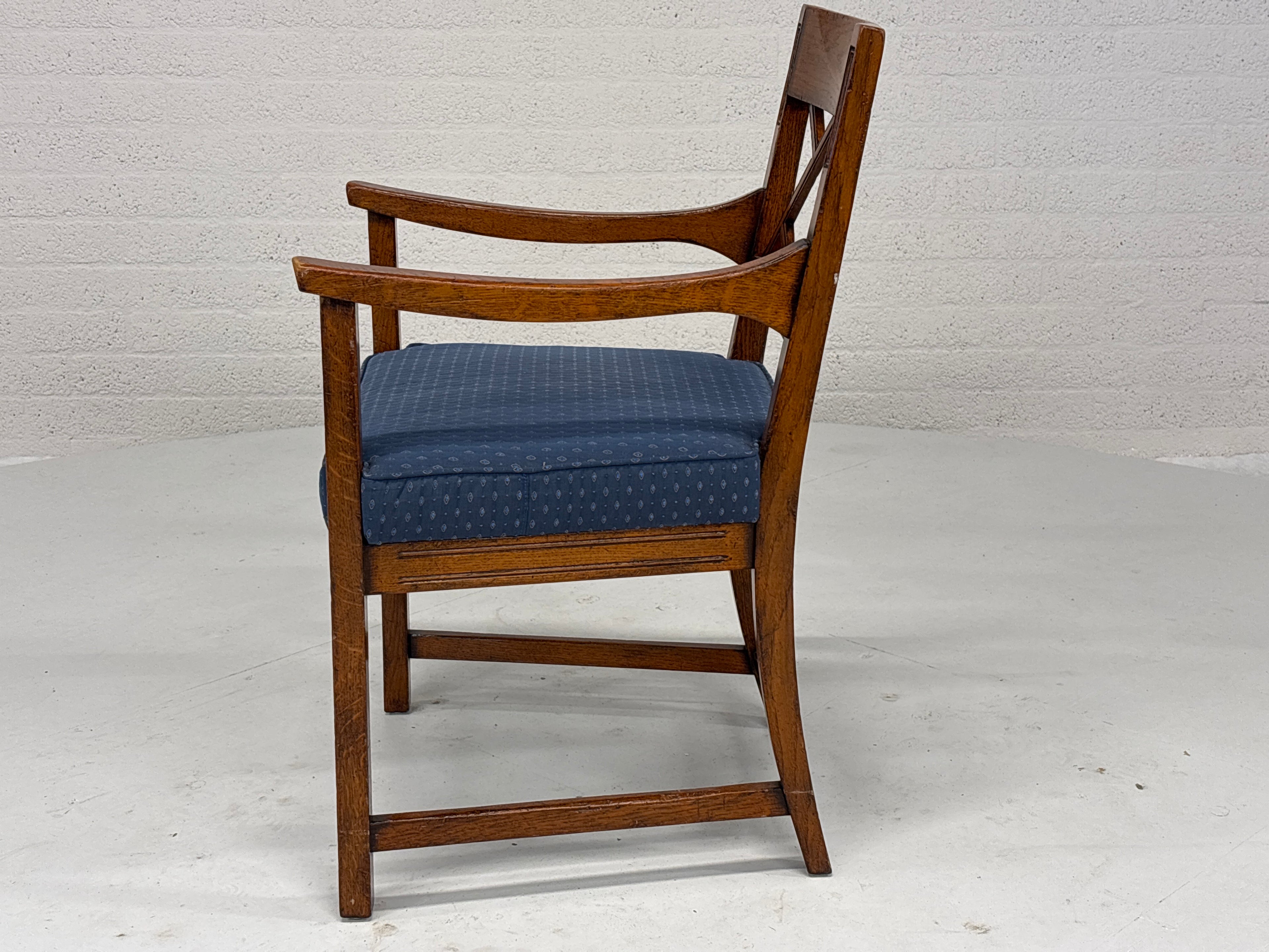 Tafel en stoelen Royal Antique Collection