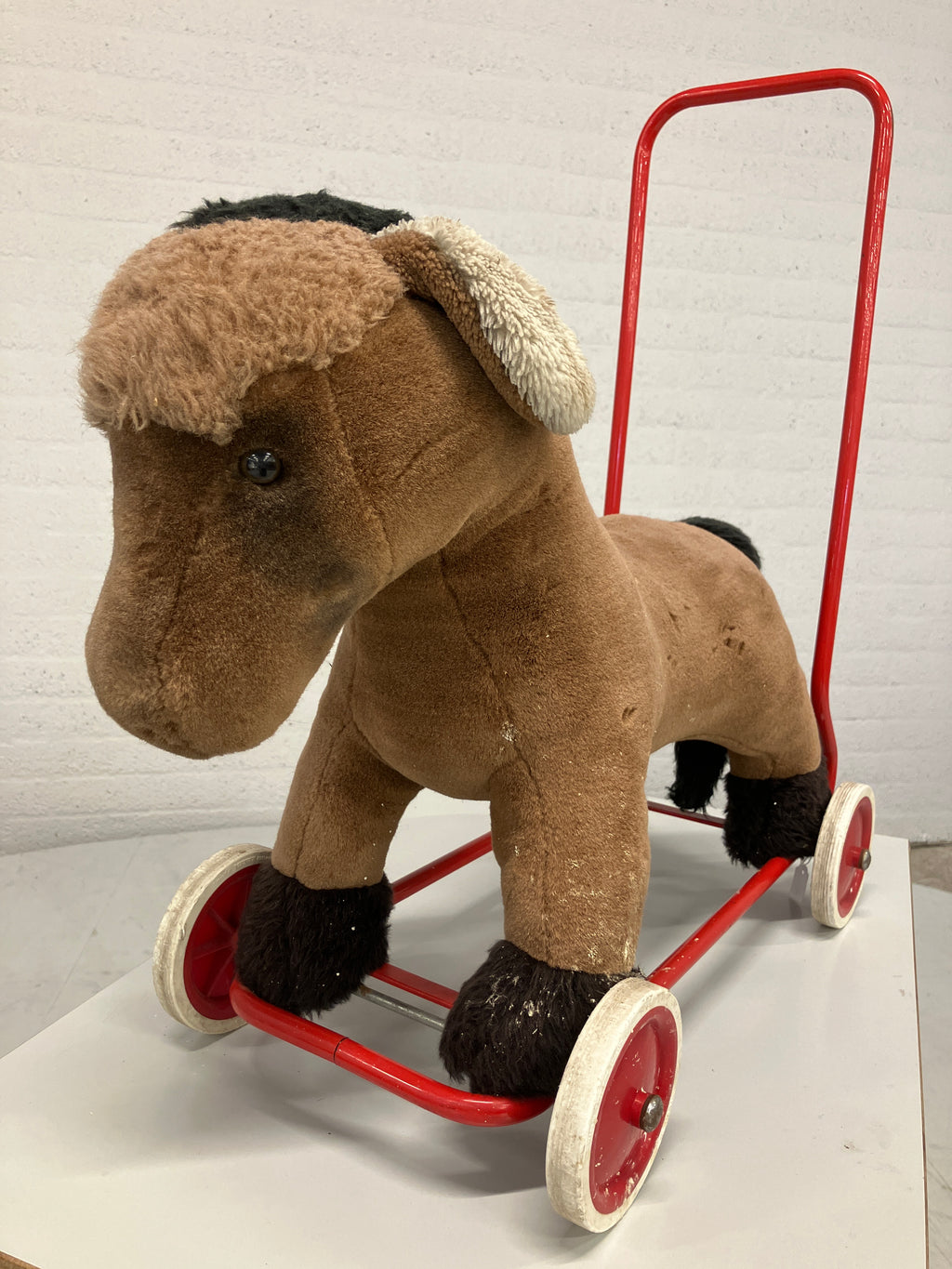Vintage pony loopwagen