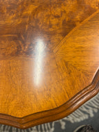 Klassieke Wortelhouten Salontafel