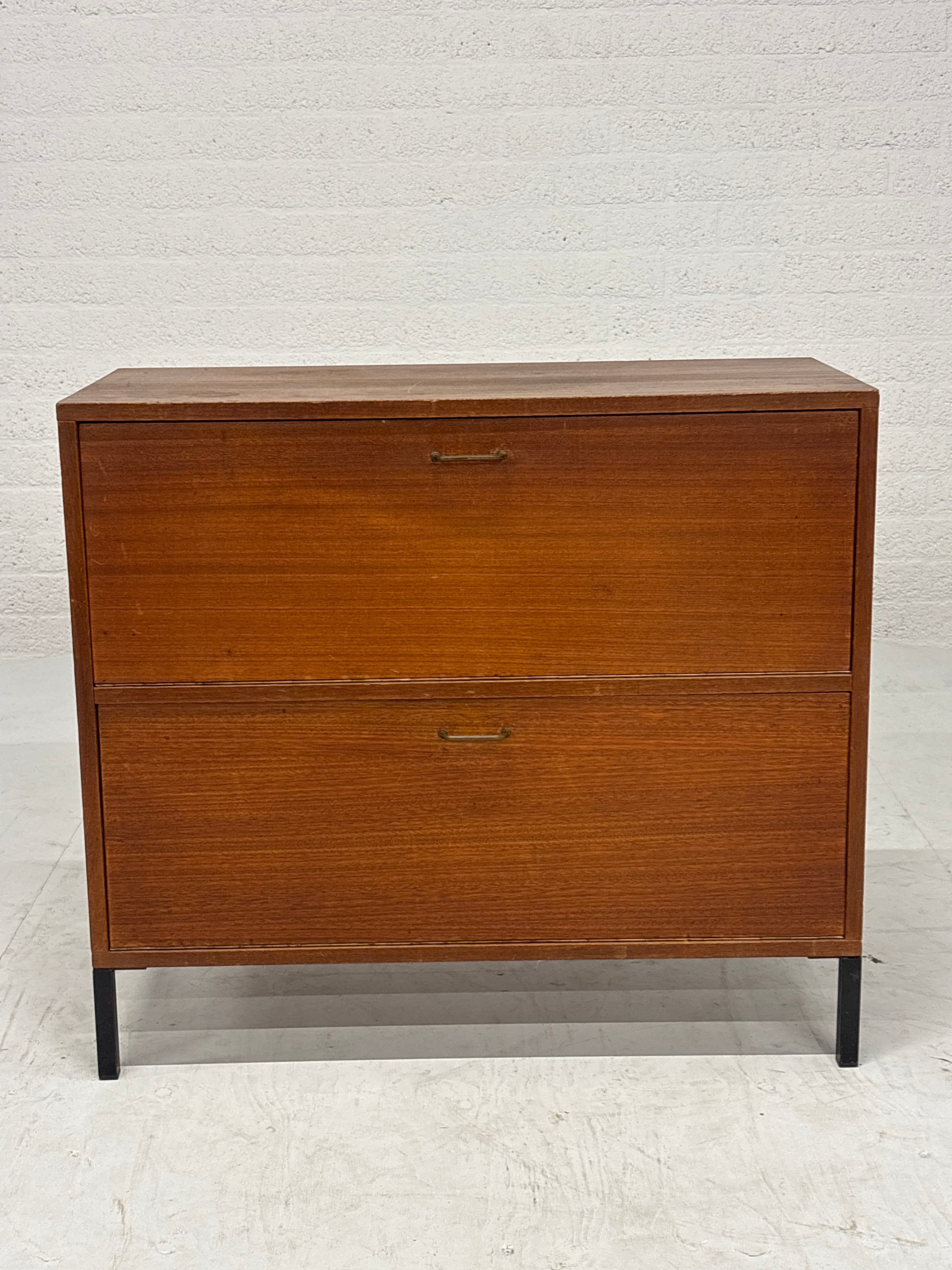 Vintage kastje met 2 kleppen